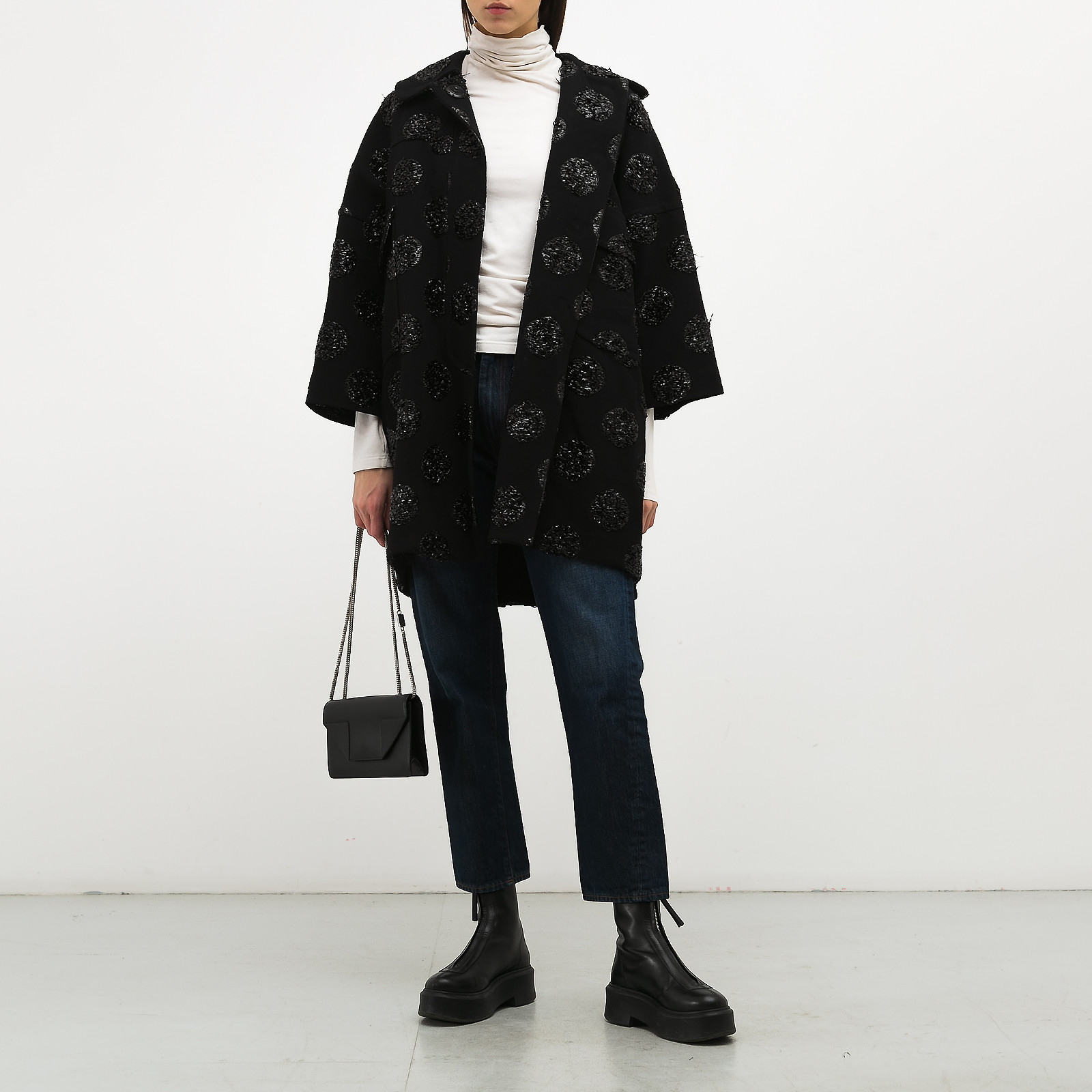 Пальто черного цвета Giambattista Valli - фото из каталога магазина брендовой одежды Second Friend Store Пальто Giambattista Valli - купить оригинал в секонд-хенде SFS - 2