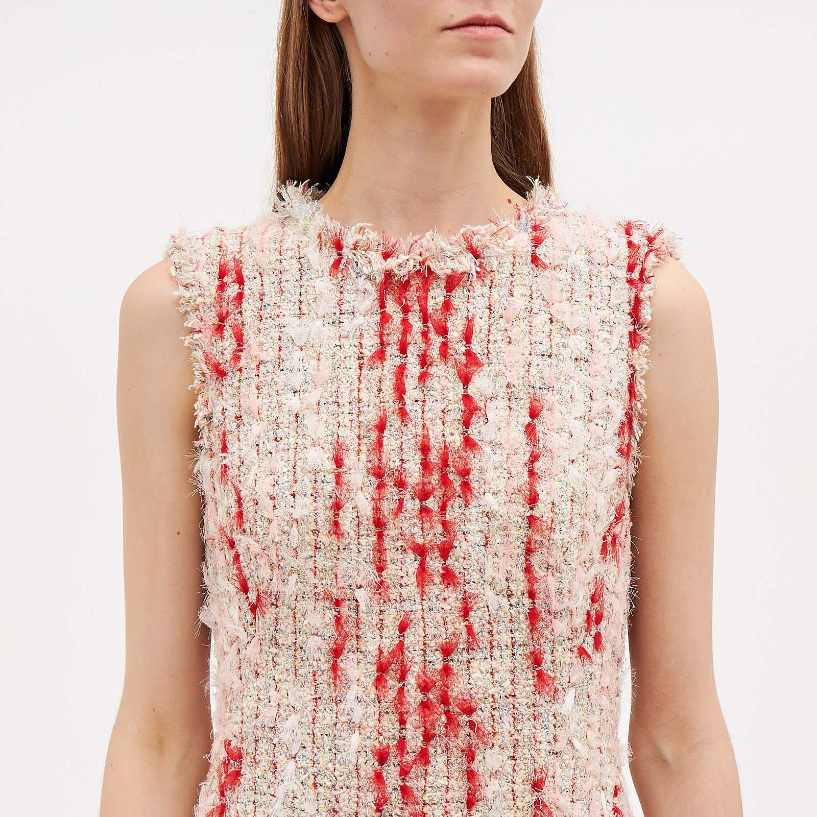 Платье белого цвета Alexander McQueen - фото из каталога магазина брендовой одежды Second Friend Store Платье Alexander McQueen - купить оригинал в секонд-хенде SFS - 4