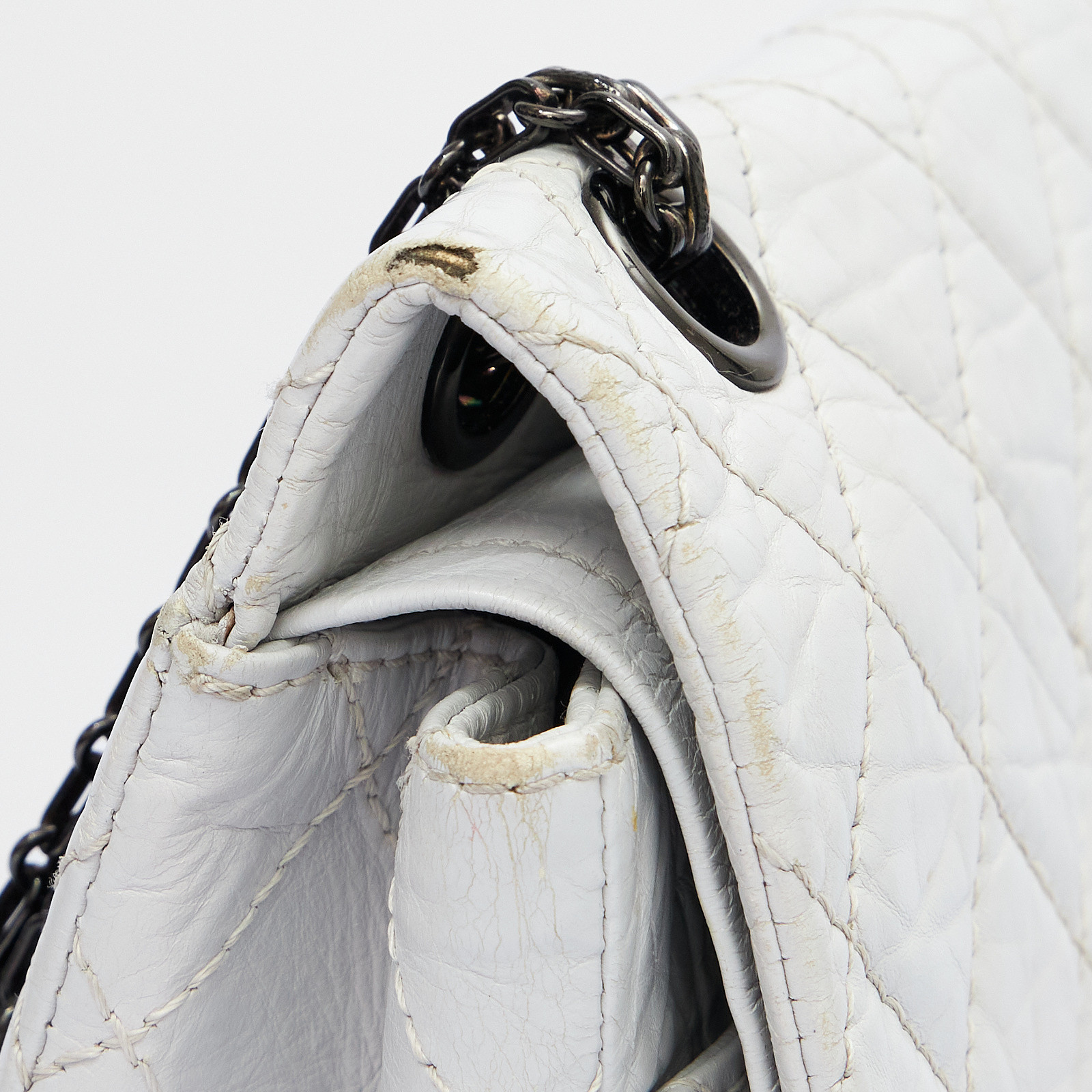 Сумка Chanel - фото из каталога магазина брендовой одежды Second Friend Store Сумка Chanel - купить оригинал в секонд-хенде SFS - 5