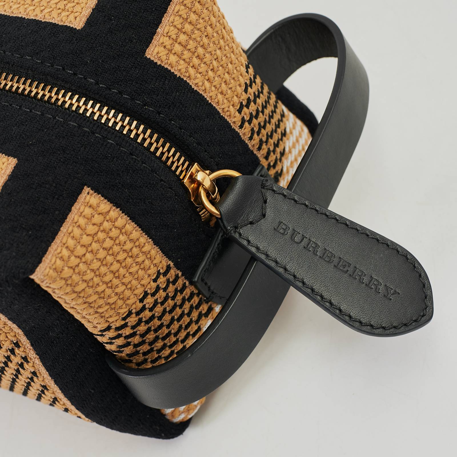 Клатч Burberry - купить оригинал в секонд-хенде SFS - 4