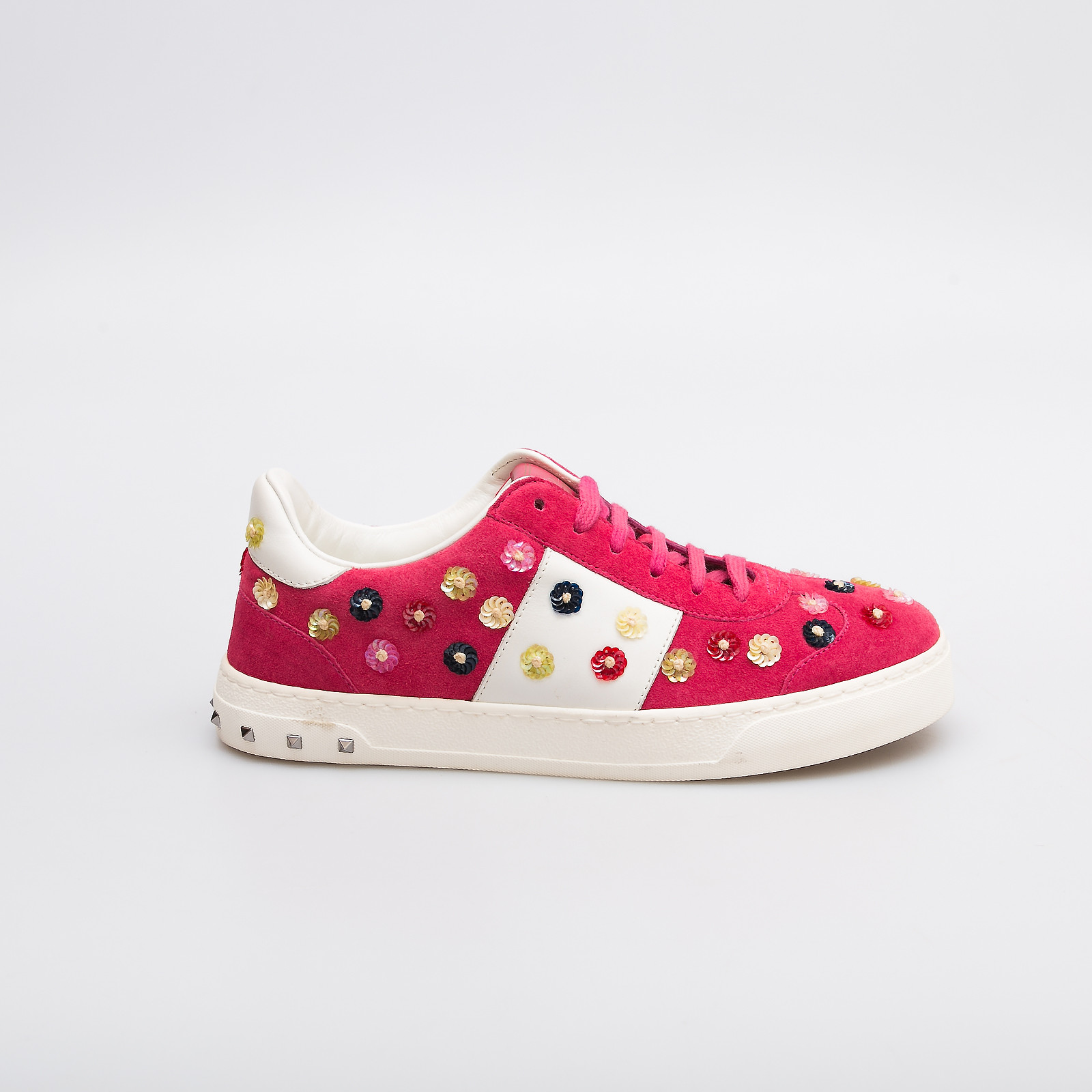 Кеды розового цвета Valentino - фото из каталога магазина брендовой одежды Second Friend Store Кеды Valentino - купить оригинал в секонд-хенде SFS - 1