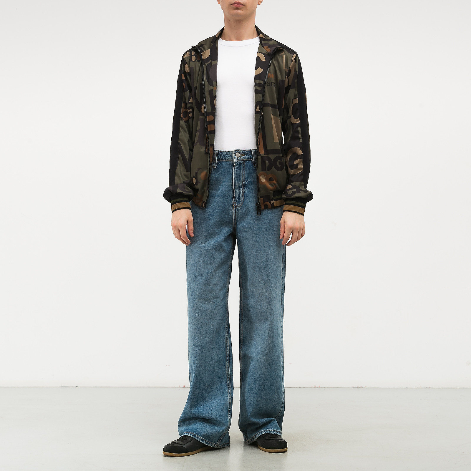 Ветровка зеленого цвета Dolce&Gabbana - фото из каталога магазина брендовой одежды Second Friend Store Ветровка Dolce&Gabbana - купить оригинал в секонд-хенде SFS - 3