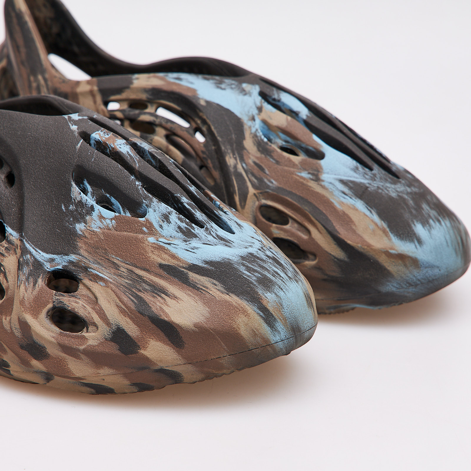 Сандалии Yeezy Season - купить оригинал в секонд-хенде SFS - 4