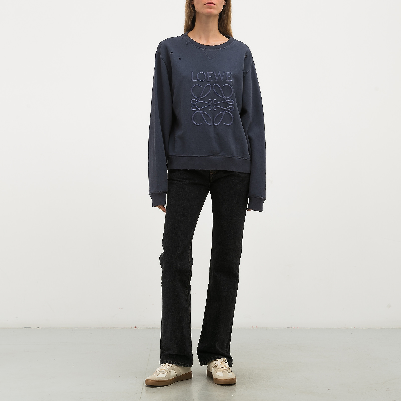 Свитшот синего цвета Loewe - фото из каталога магазина брендовой одежды Second Friend Store Свитшот Loewe - купить оригинал в секонд-хенде SFS - 3