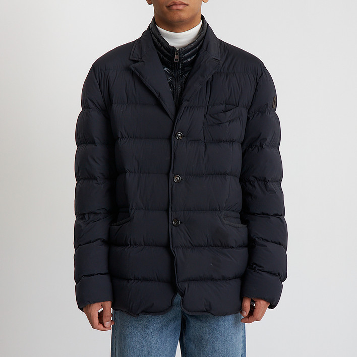 Пуховик Moncler