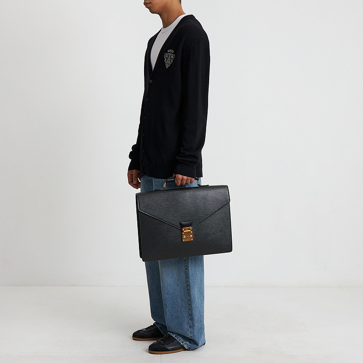 Портфель Louis Vuitton