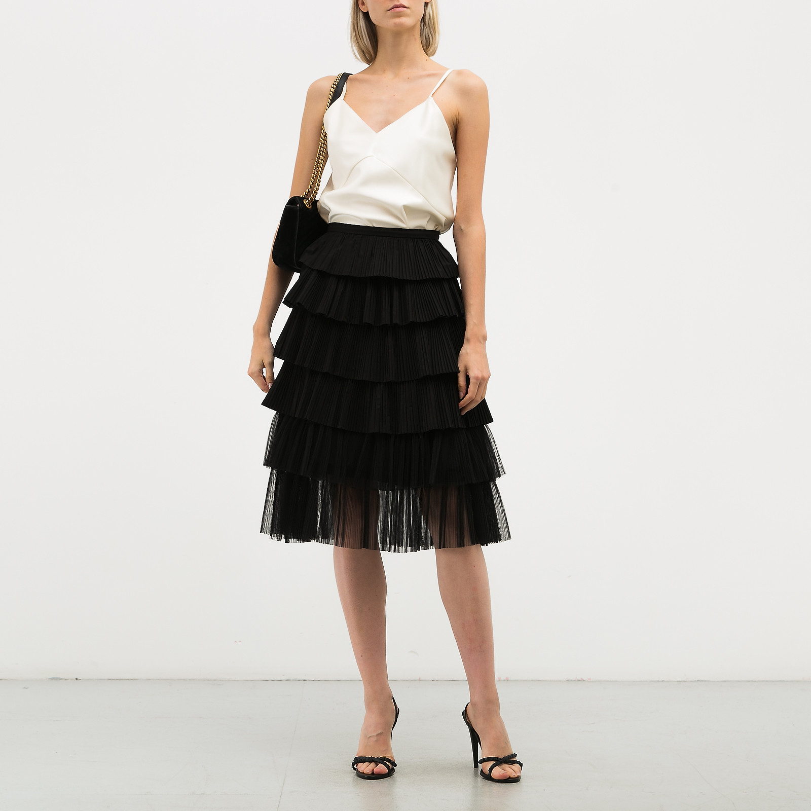 Юбка черного цвета Rochas - фото из каталога магазина брендовой одежды Second Friend Store Юбка Rochas - купить оригинал в секонд-хенде SFS - 2