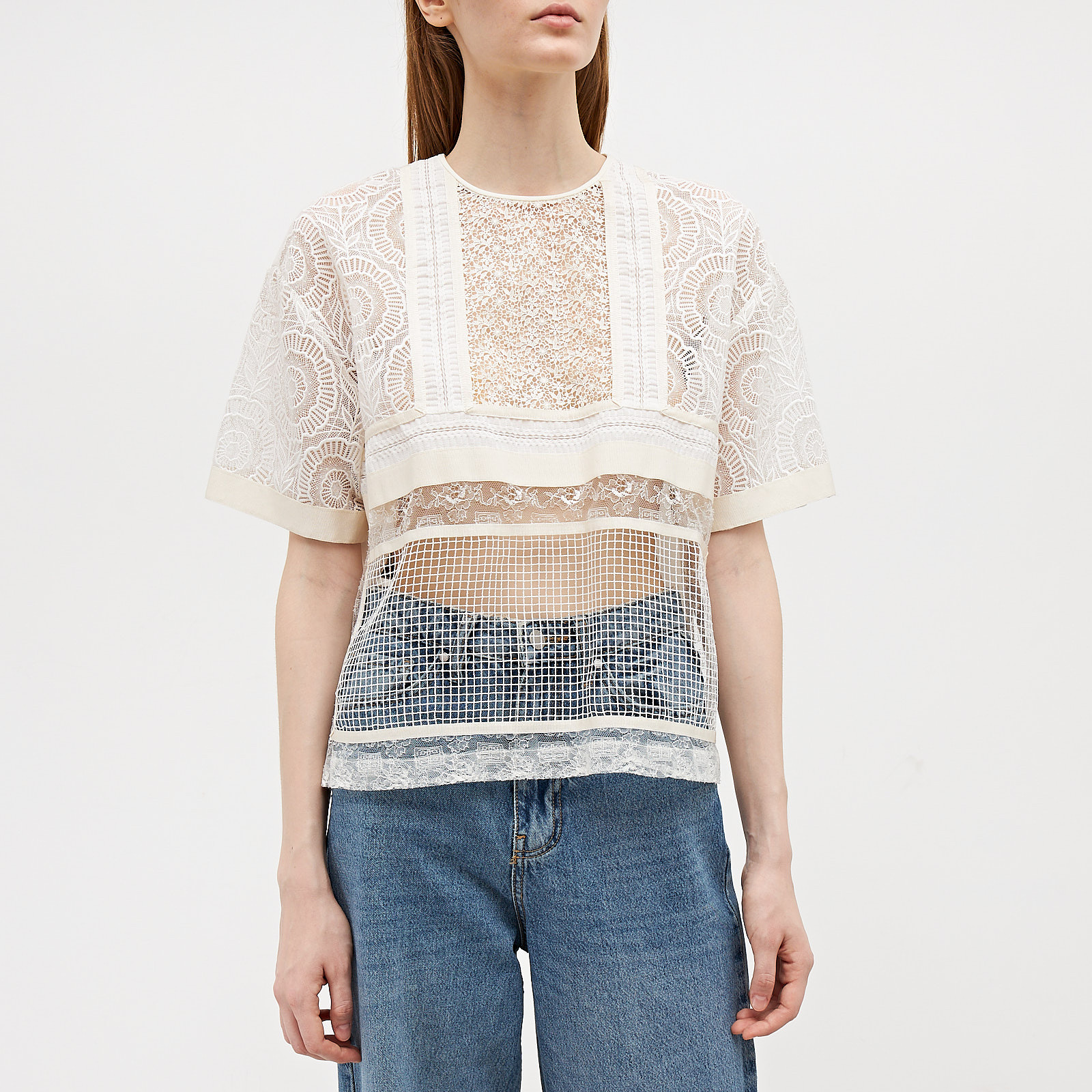 Блуза белого цвета Rochas - фото из каталога магазина брендовой одежды Second Friend Store Блуза Rochas - купить оригинал в секонд-хенде SFS - 1