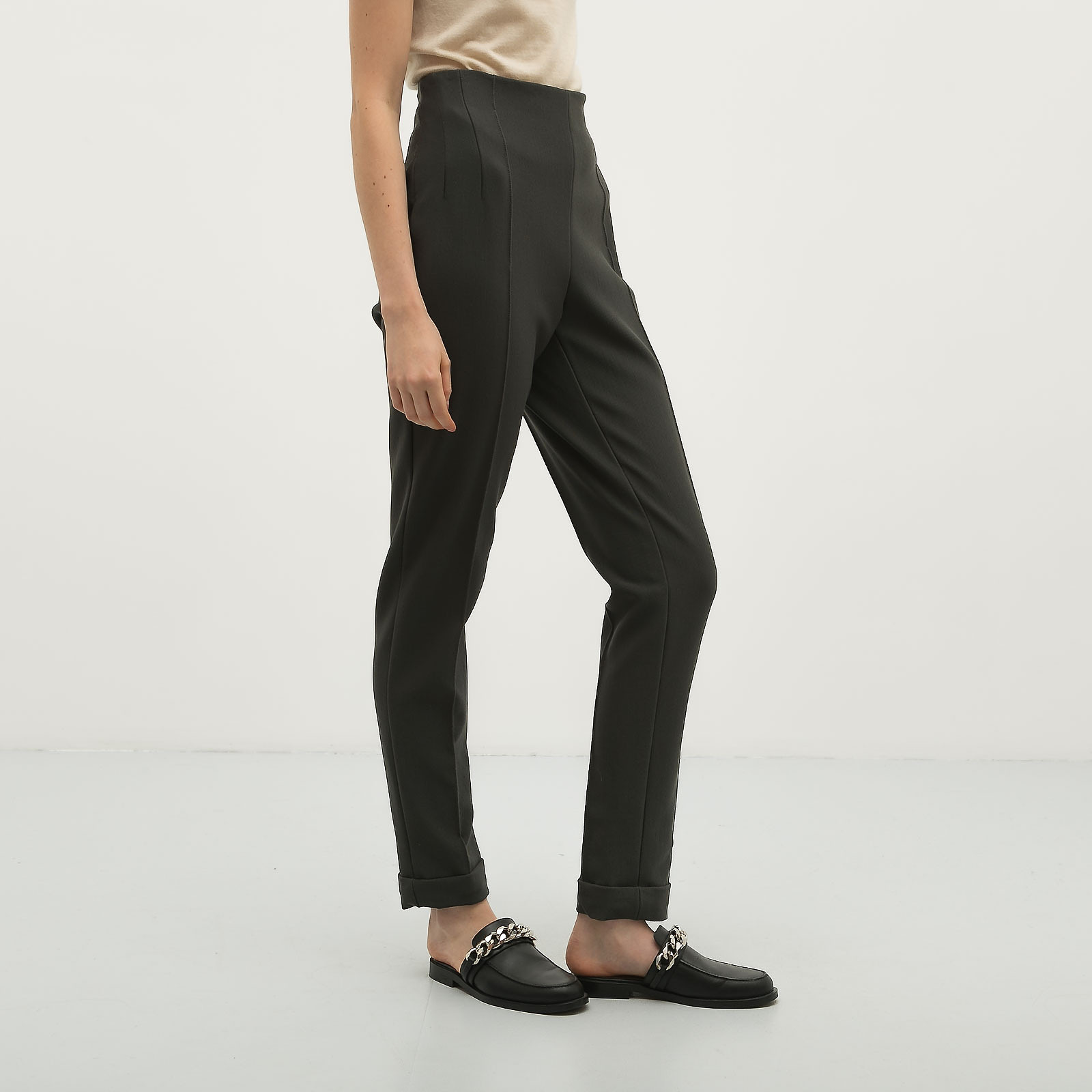 Брюки Salvatore Ferragamo - купить оригинал в секонд-хенде SFS - 3