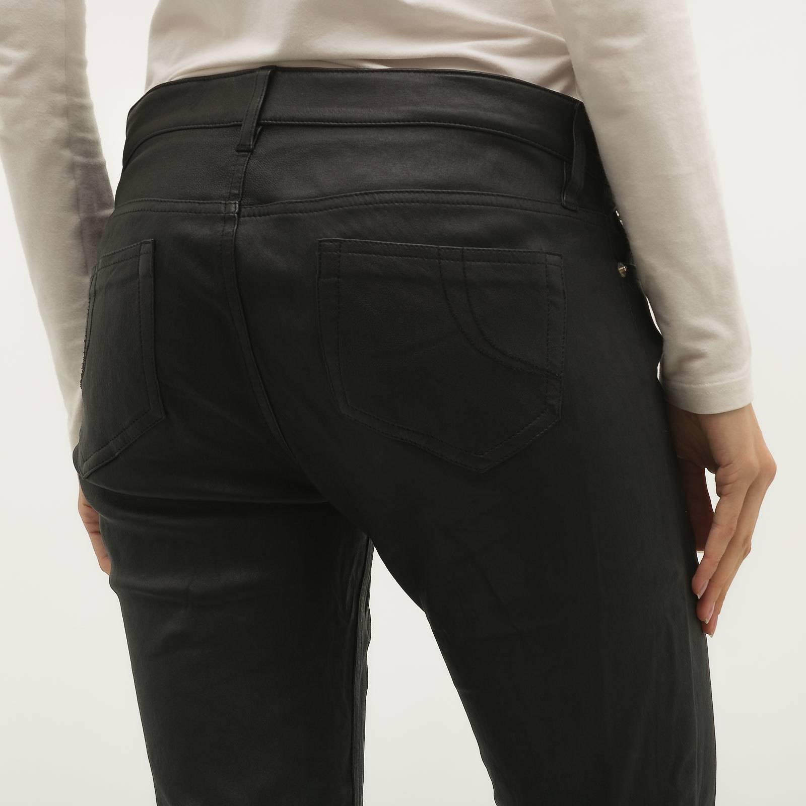 Брюки черного цвета Maje - фото из каталога магазина брендовой одежды Second Friend Store Брюки Maje - купить оригинал в секонд-хенде SFS - 4