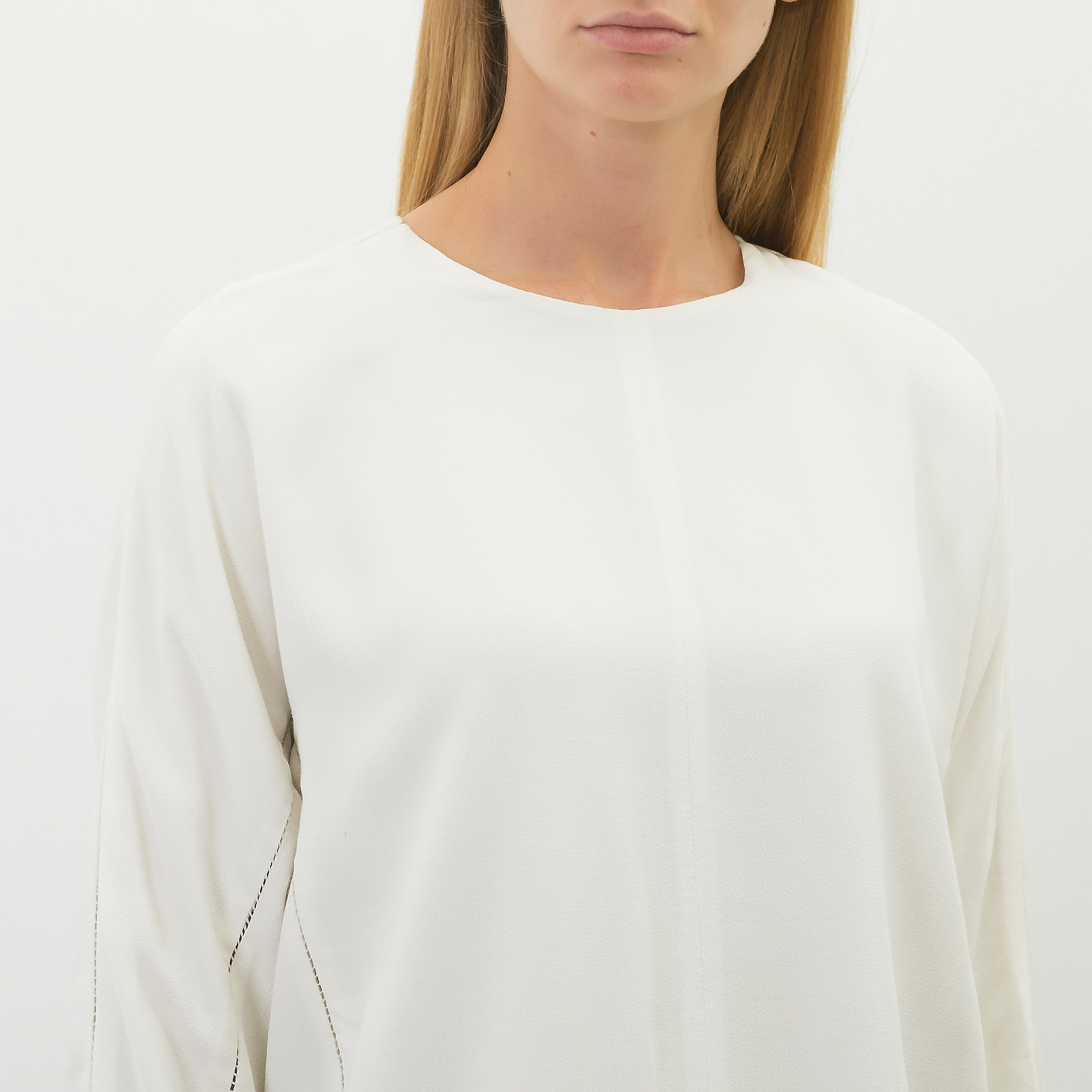 Блуза белого цвета T by Alexander Wang - фото из каталога магазина брендовой одежды Second Friend Store Блуза T by Alexander Wang - купить оригинал в секонд-хенде SFS - 4