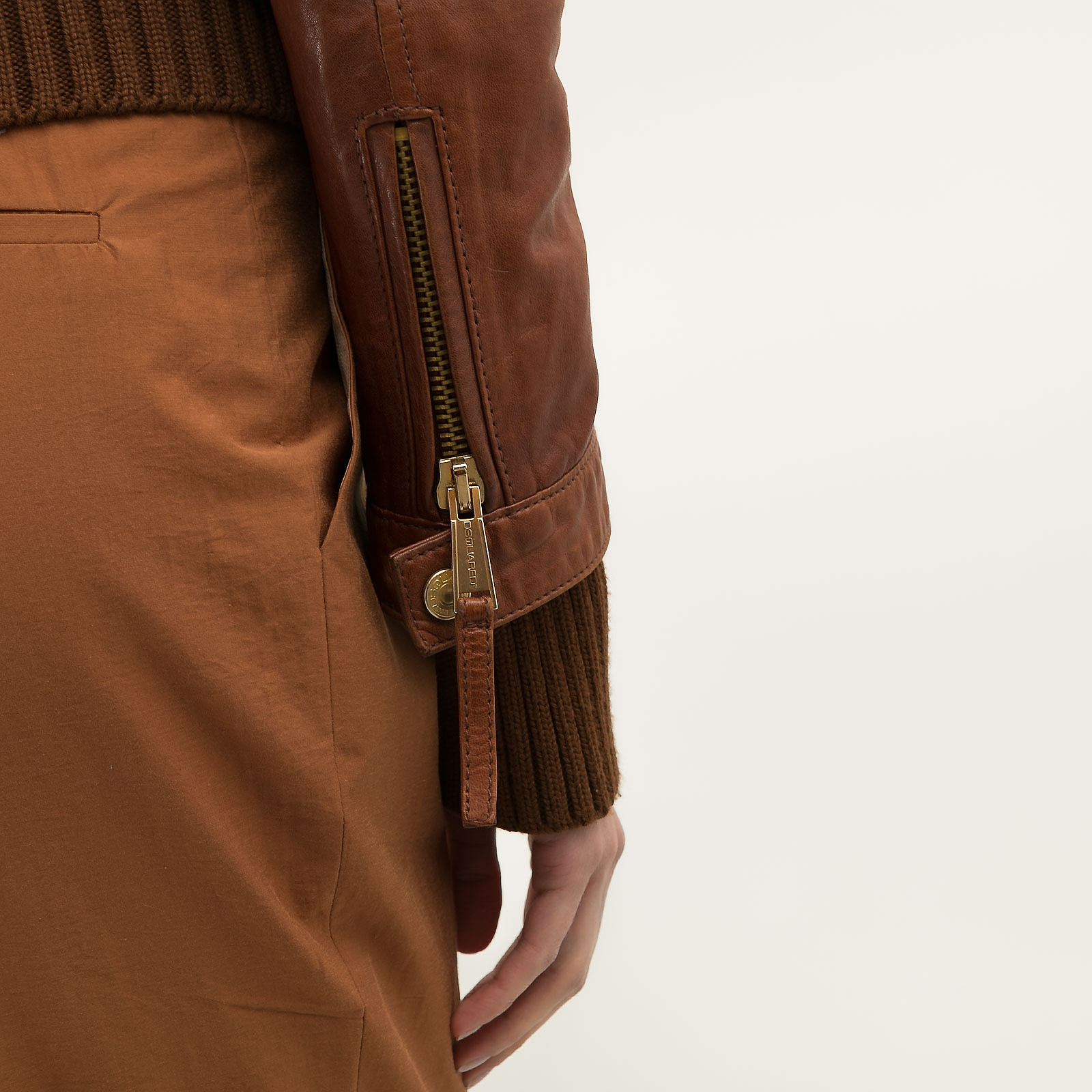 Кожаная куртка Dsquared2 - купить оригинал в секонд-хенде SFS - 5