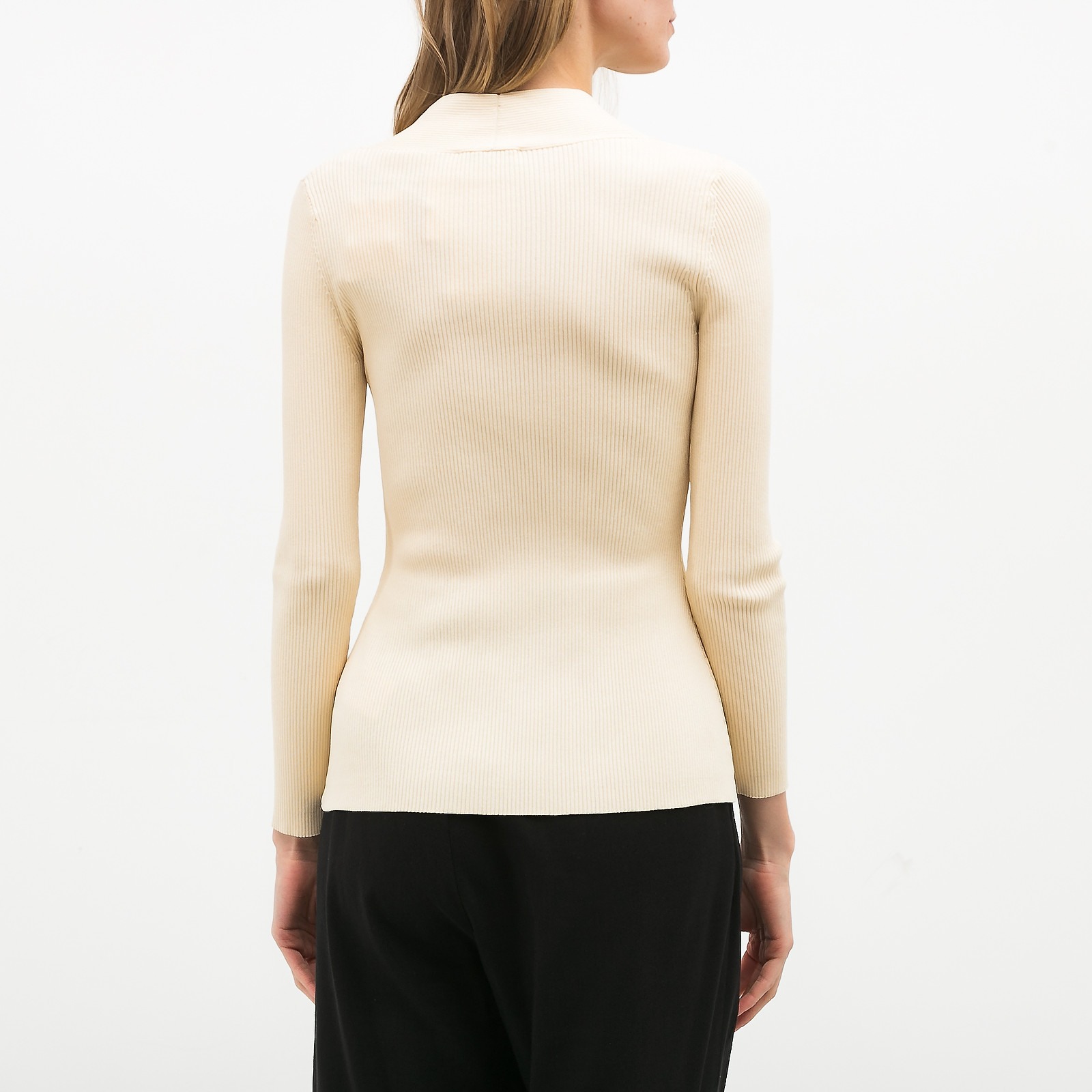 Джемпер белого цвета Sandro - фото из каталога магазина брендовой одежды Second Friend Store Джемпер Sandro - купить оригинал в секонд-хенде SFS - 3