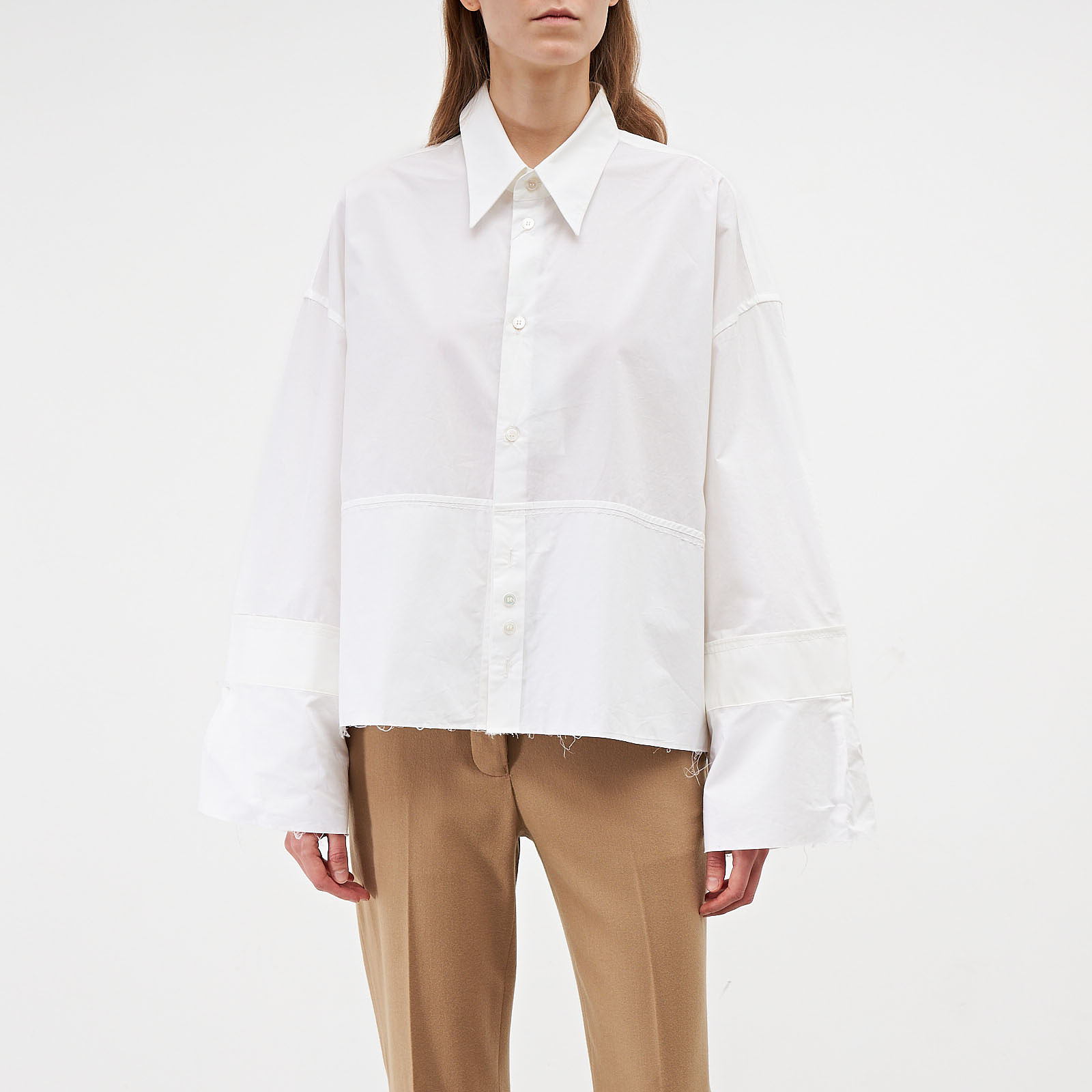 Рубашка белого цвета MM6 Maison Margiela - фото из каталога магазина брендовой одежды Second Friend Store Рубашка MM6 Maison Margiela - купить оригинал в секонд-хенде SFS - 1