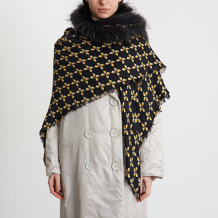 Шарф Fendi