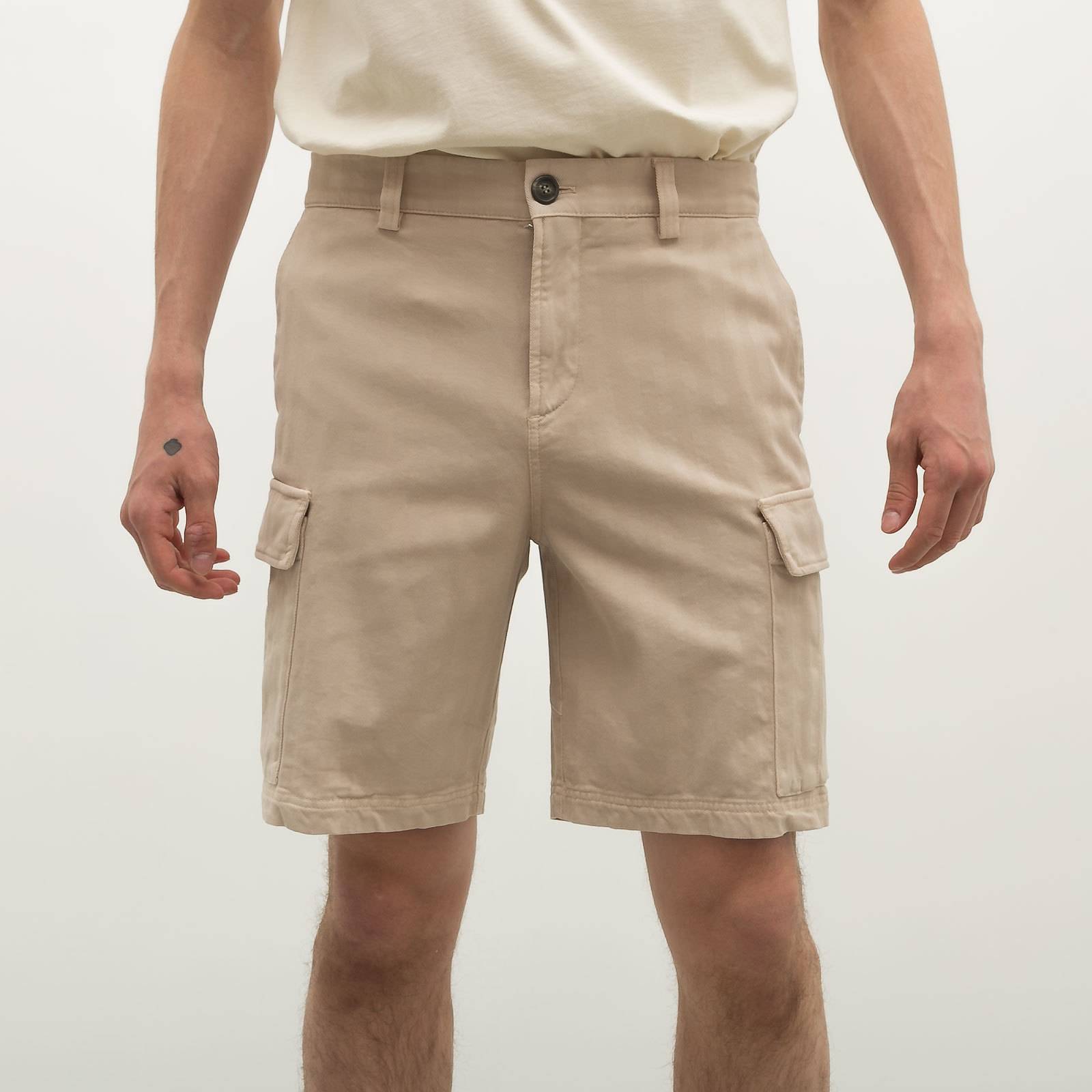 Шорты бежевого цвета Brunello Cucinelli - фото из каталога магазина брендовой одежды Second Friend Store Шорты Brunello Cucinelli - купить оригинал в секонд-хенде SFS - 1
