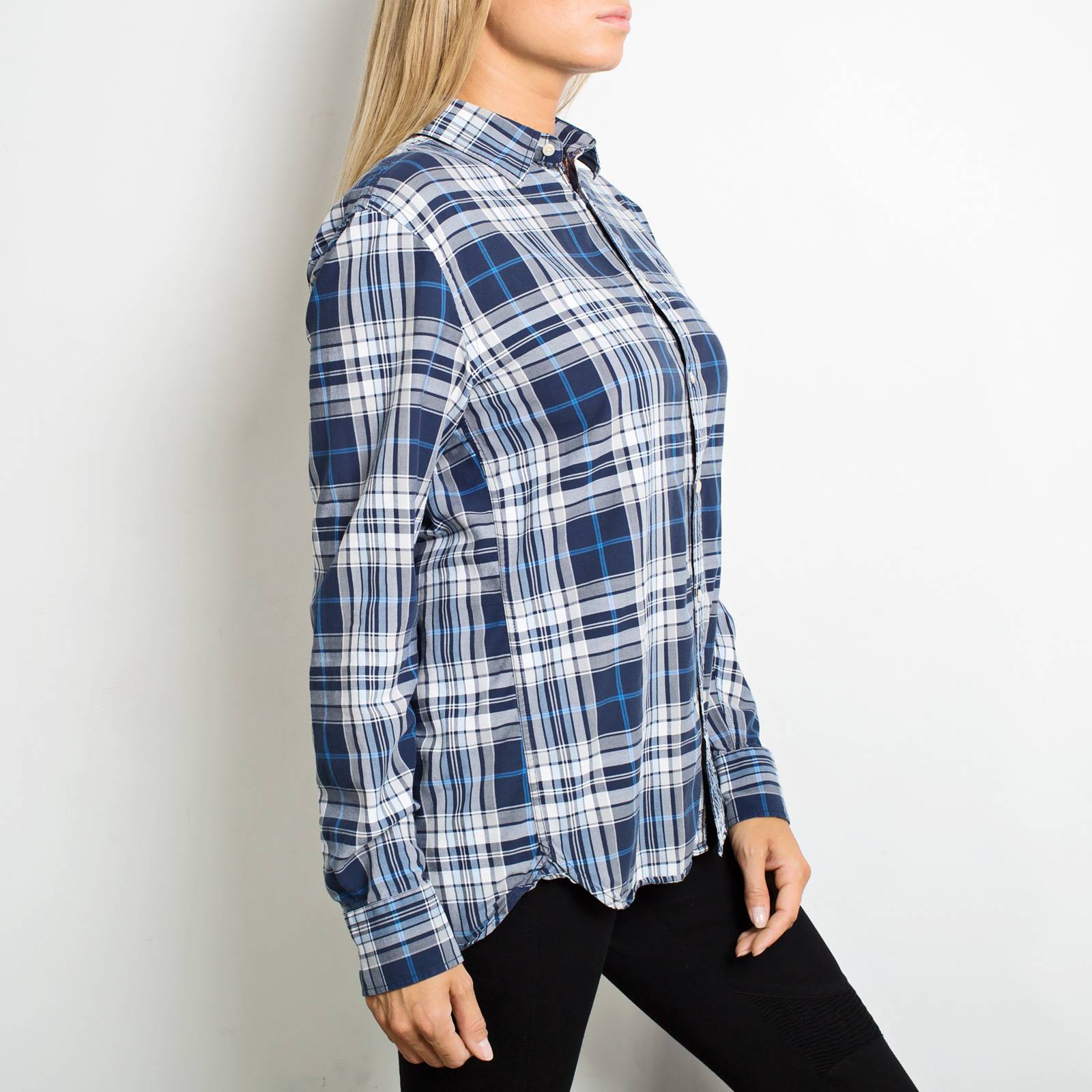 Рубашка голубого цвета Peak Performance - фото из каталога магазина брендовой одежды Second Friend Store Рубашка Peak Performance - купить оригинал в секонд-хенде SFS - 2