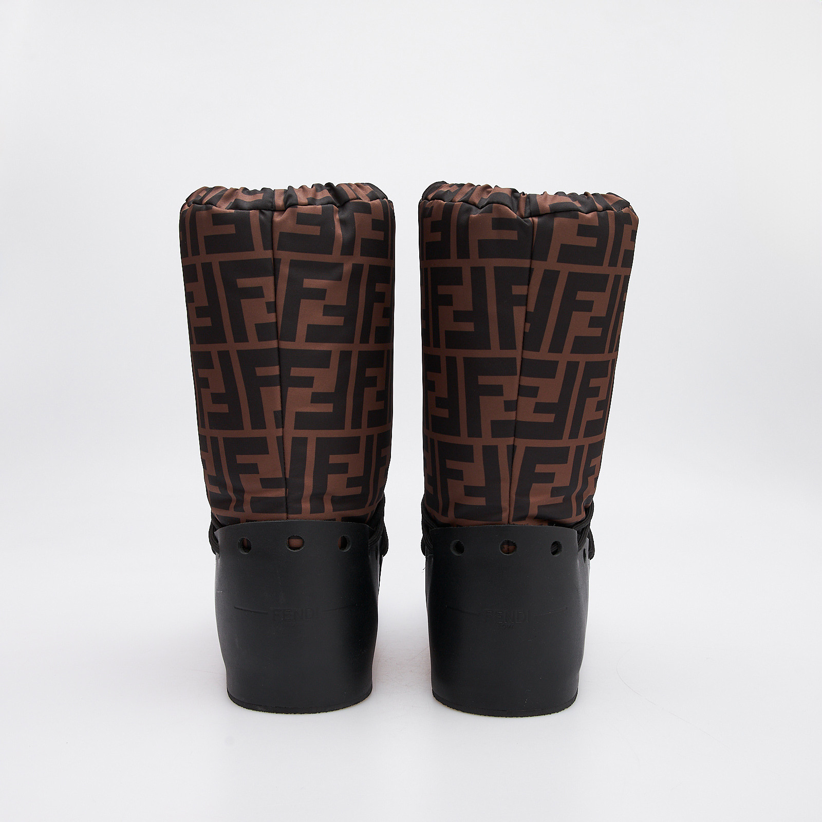 Сапоги Fendi - купить оригинал в секонд-хенде SFS - 3