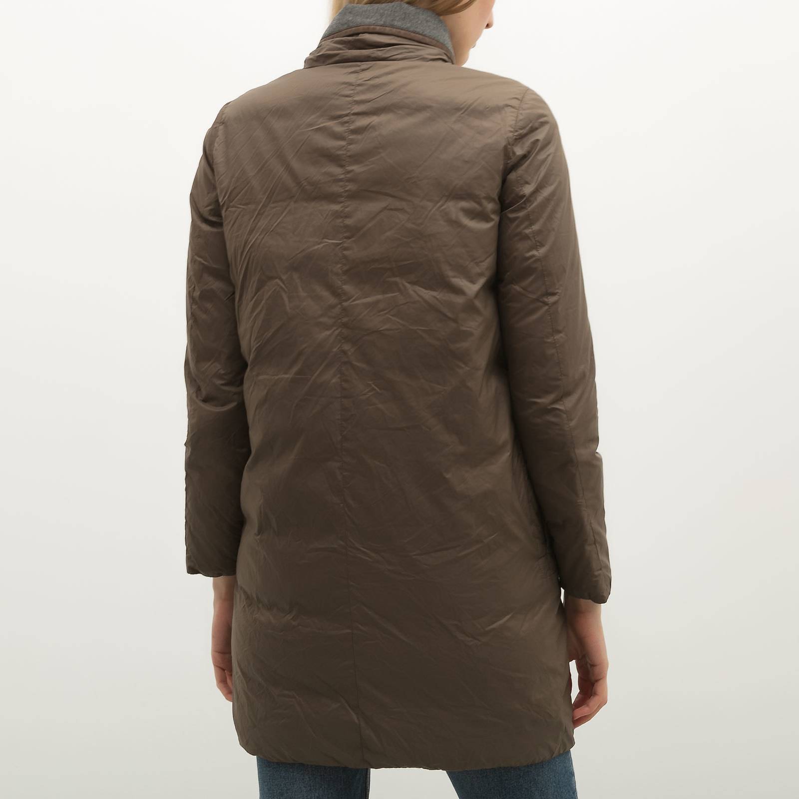 Пуховик серого цвета Brunello Cucinelli - фото из каталога магазина брендовой одежды Second Friend Store Пуховик Brunello Cucinelli - купить оригинал в секонд-хенде SFS - 2