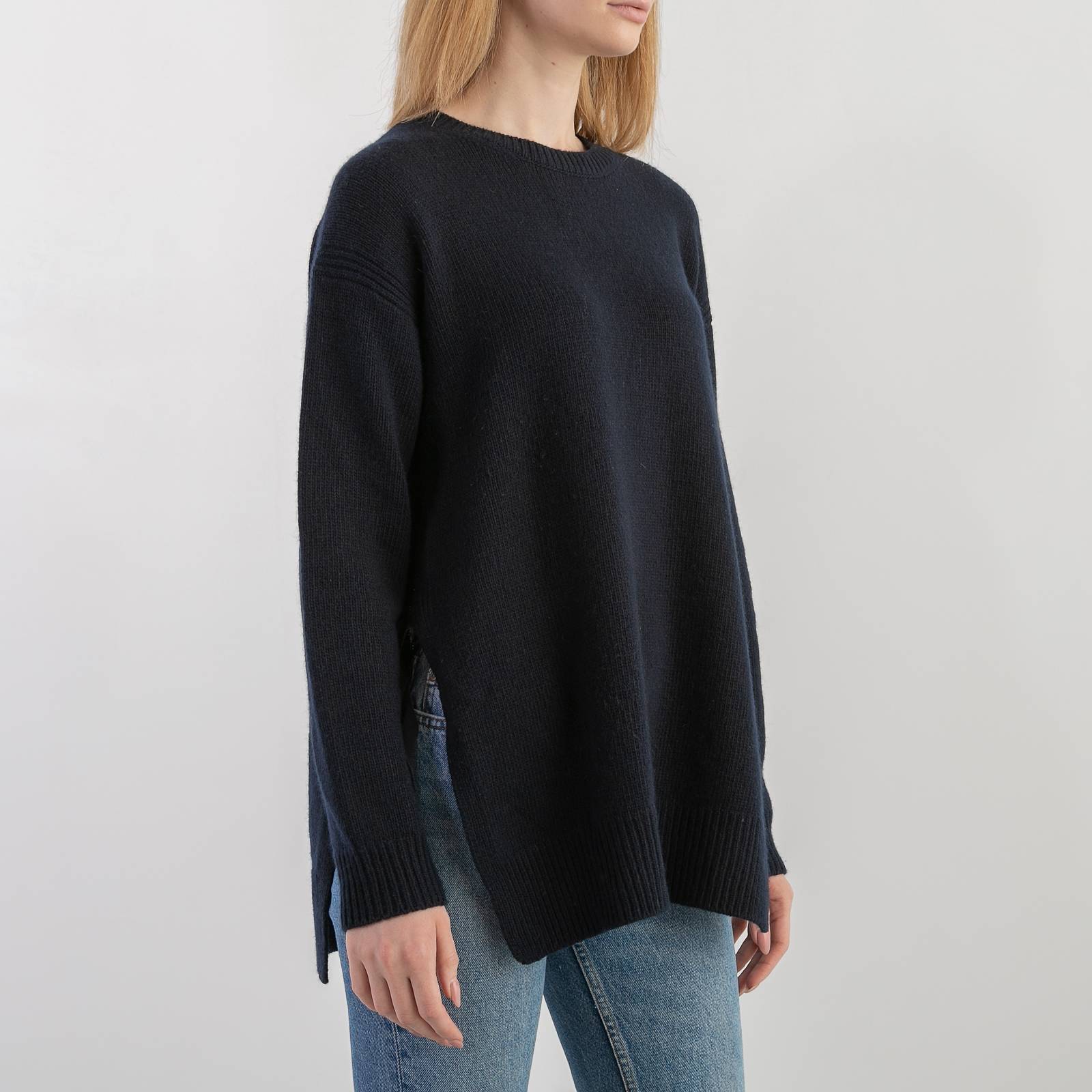 Свитер синего цвета Prada - фото из каталога магазина брендовой одежды Second Friend Store Свитер Prada - купить оригинал в секонд-хенде SFS - 3