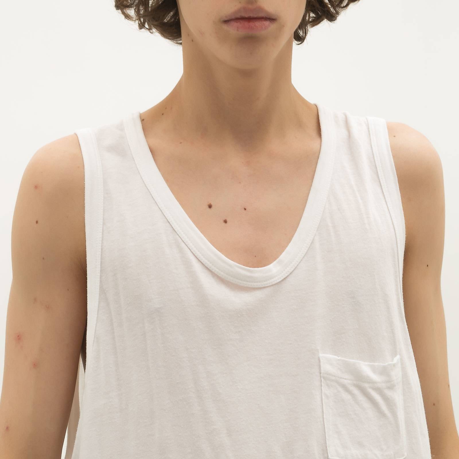 Топ белого цвета T by Alexander Wang - фото из каталога магазина брендовой одежды Second Friend Store Топ T by Alexander Wang - купить оригинал в секонд-хенде SFS - 4