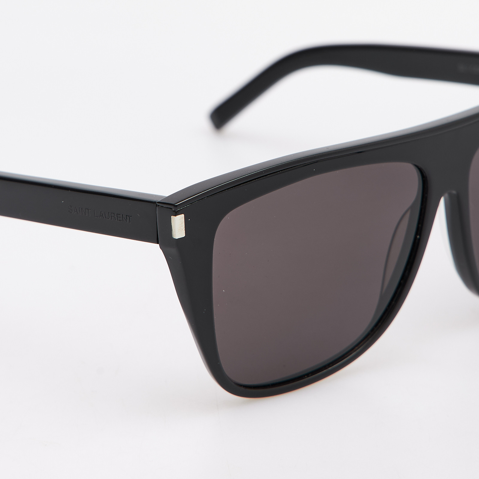 Очки Saint Laurent - купить оригинал в секонд-хенде SFS - 4