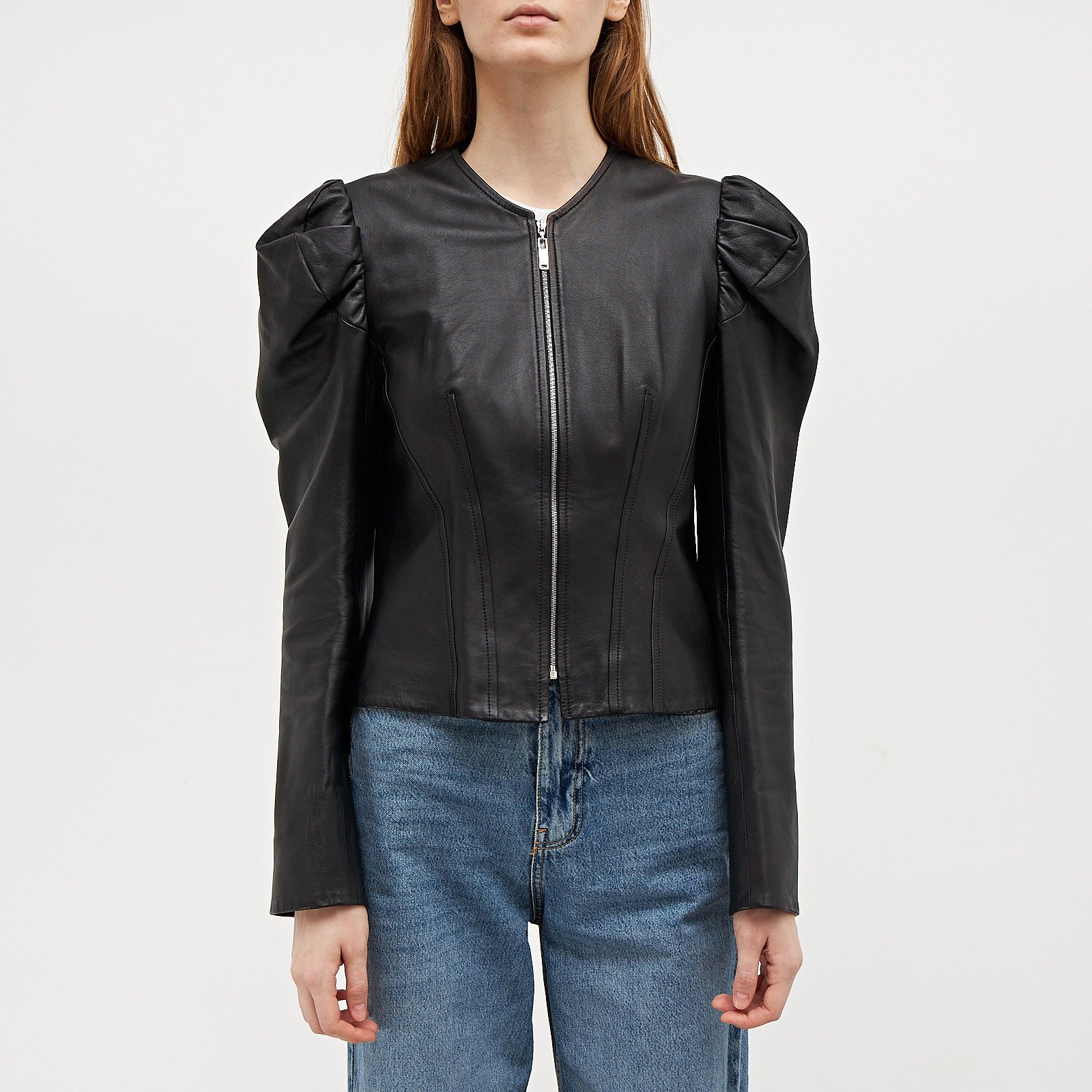 Куртка черного цвета Louis Vuitton - фото из каталога магазина брендовой одежды Second Friend Store Куртка Louis Vuitton - купить оригинал в секонд-хенде SFS - 1