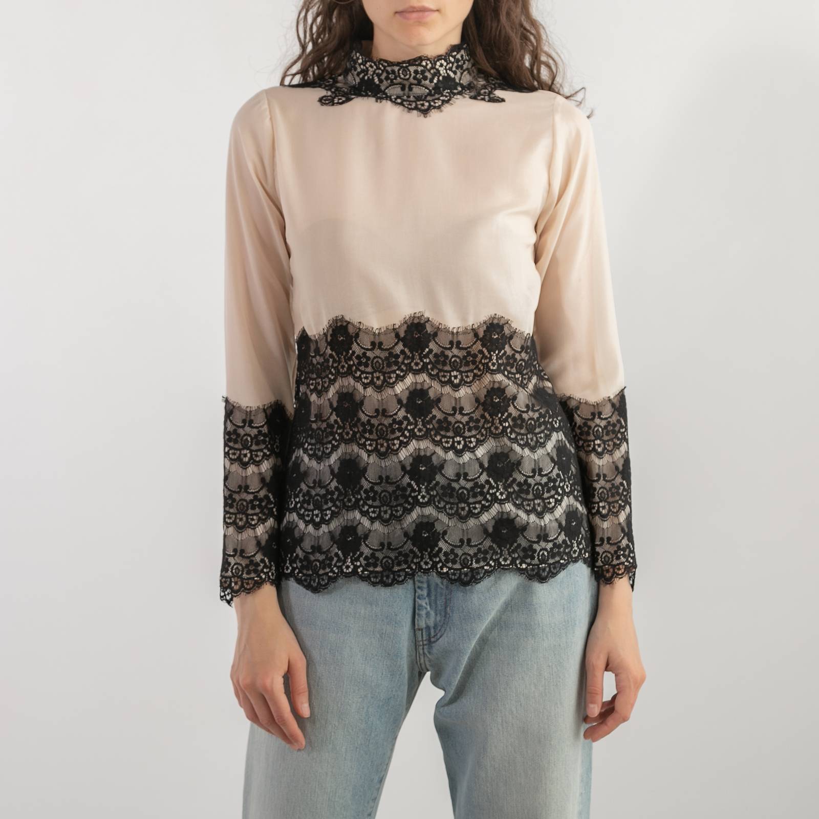 Блуза By Malene Birger - купить оригинал в секонд-хенде SFS