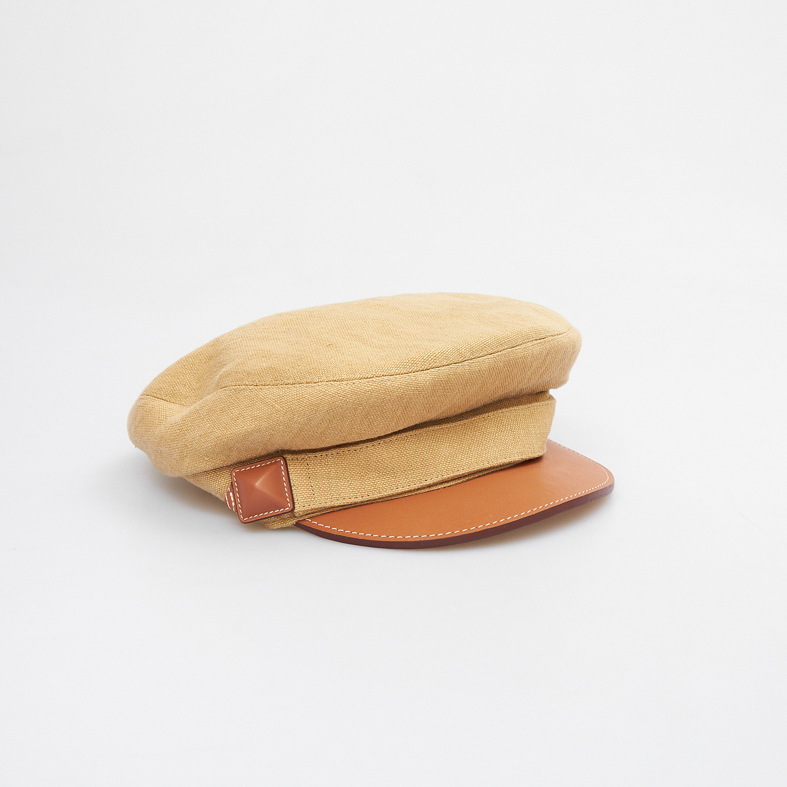 Кепка коричневого цвета Hermes - фото из каталога магазина брендовой одежды Second Friend Store Кепка Hermes - купить оригинал в секонд-хенде SFS - 1