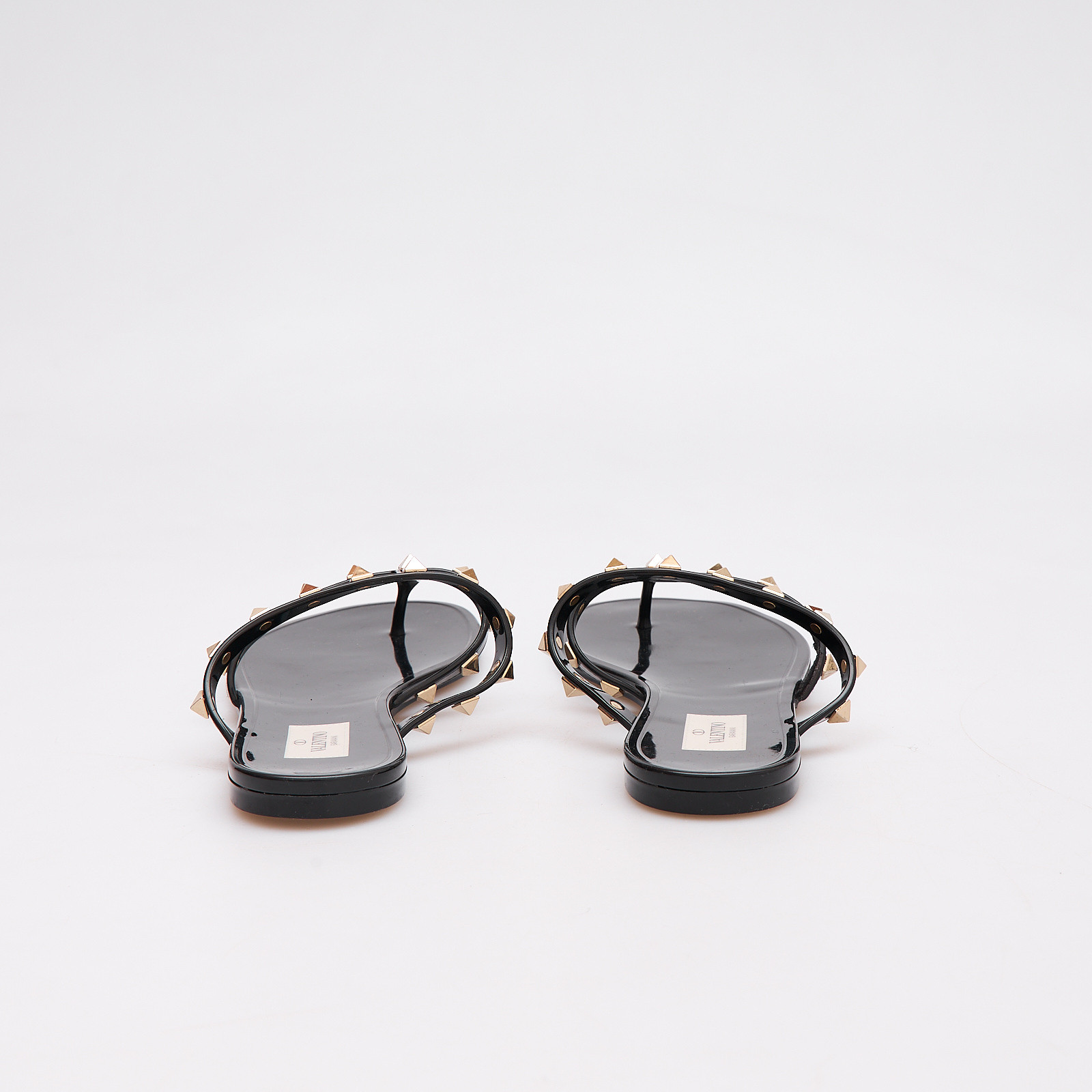 Сандалии черного цвета Valentino - фото из каталога магазина брендовой одежды Second Friend Store Сандалии Valentino - купить оригинал в секонд-хенде SFS - 3