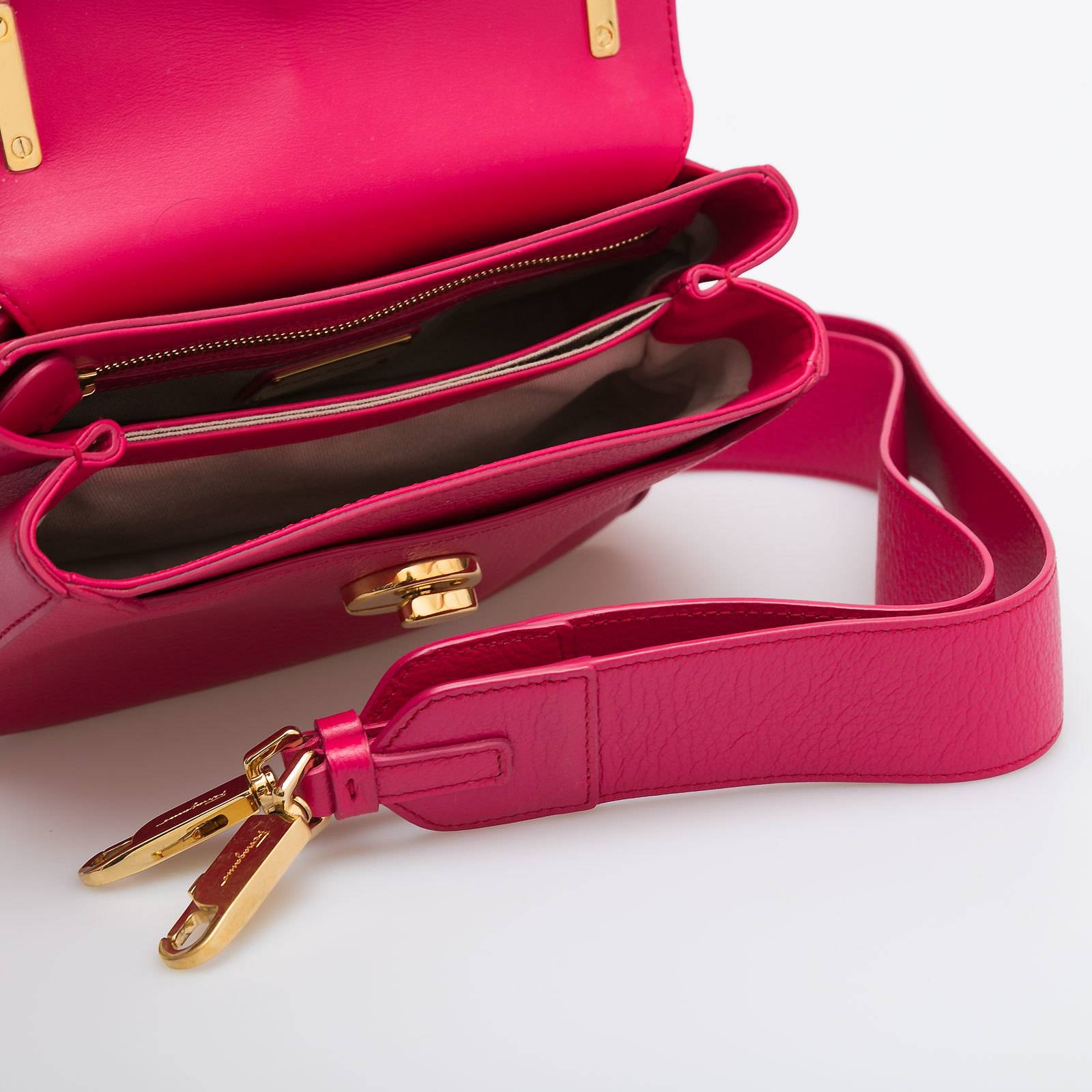 Сумка Salvatore Ferragamo - купить оригинал в секонд-хенде SFS - 6