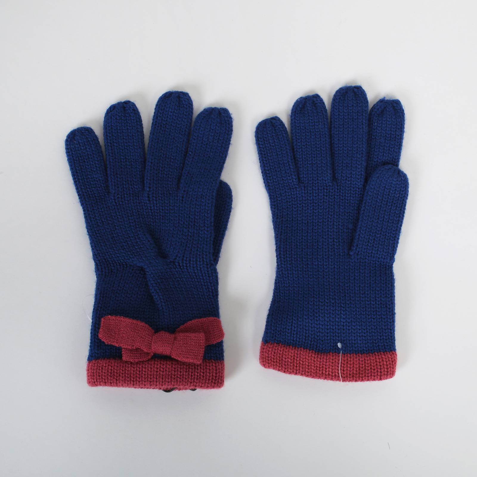 Шапка+перчатки Korpo - купить оригинал в секонд-хенде SFS