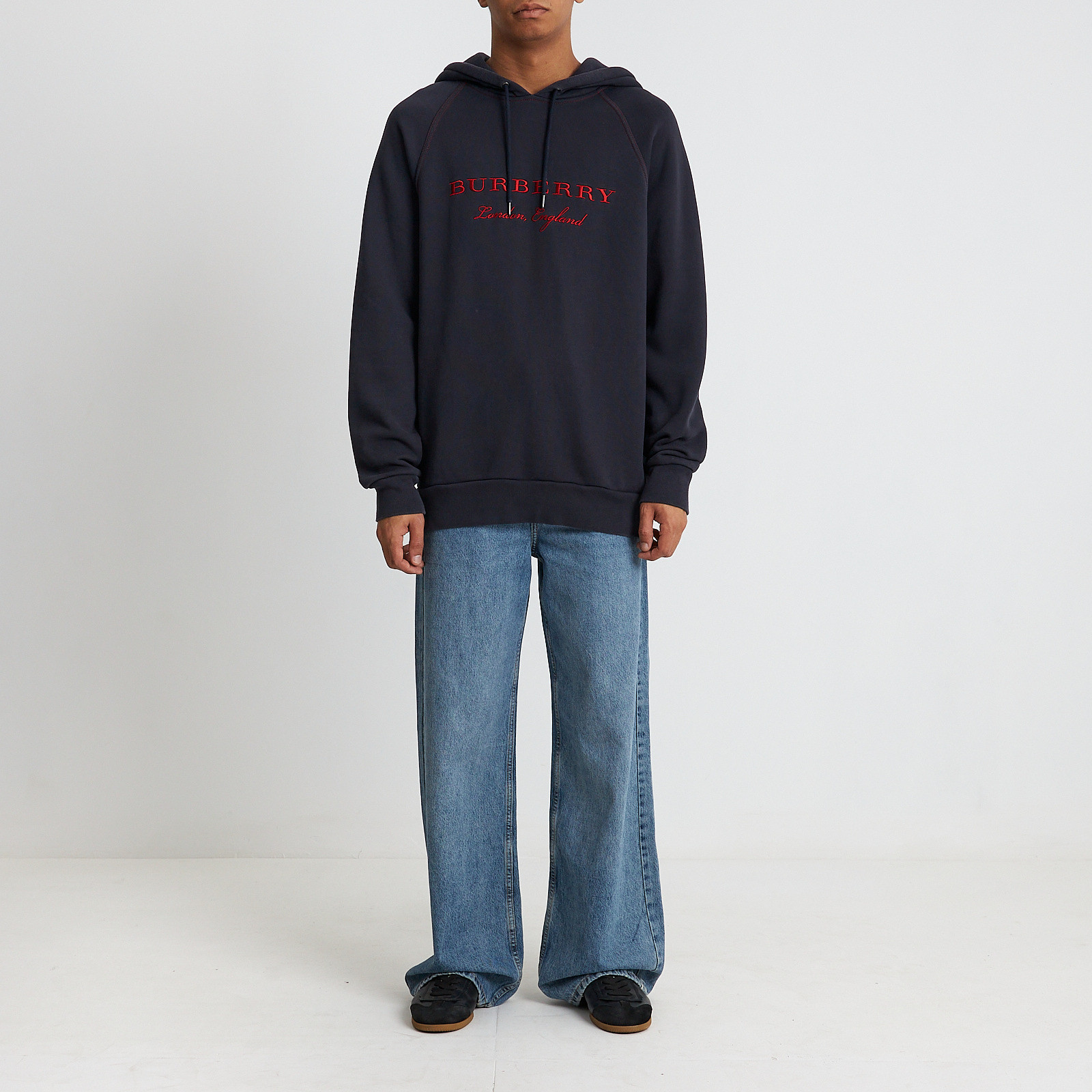 Худи синего цвета Burberry - фото из каталога магазина брендовой одежды Second Friend Store Худи Burberry - купить оригинал в секонд-хенде SFS - 2