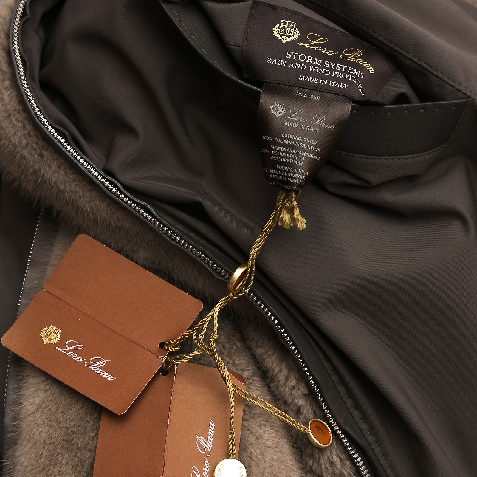 Меховая куртка Loro Piana - купить оригинал в секонд-хенде SFS - 7