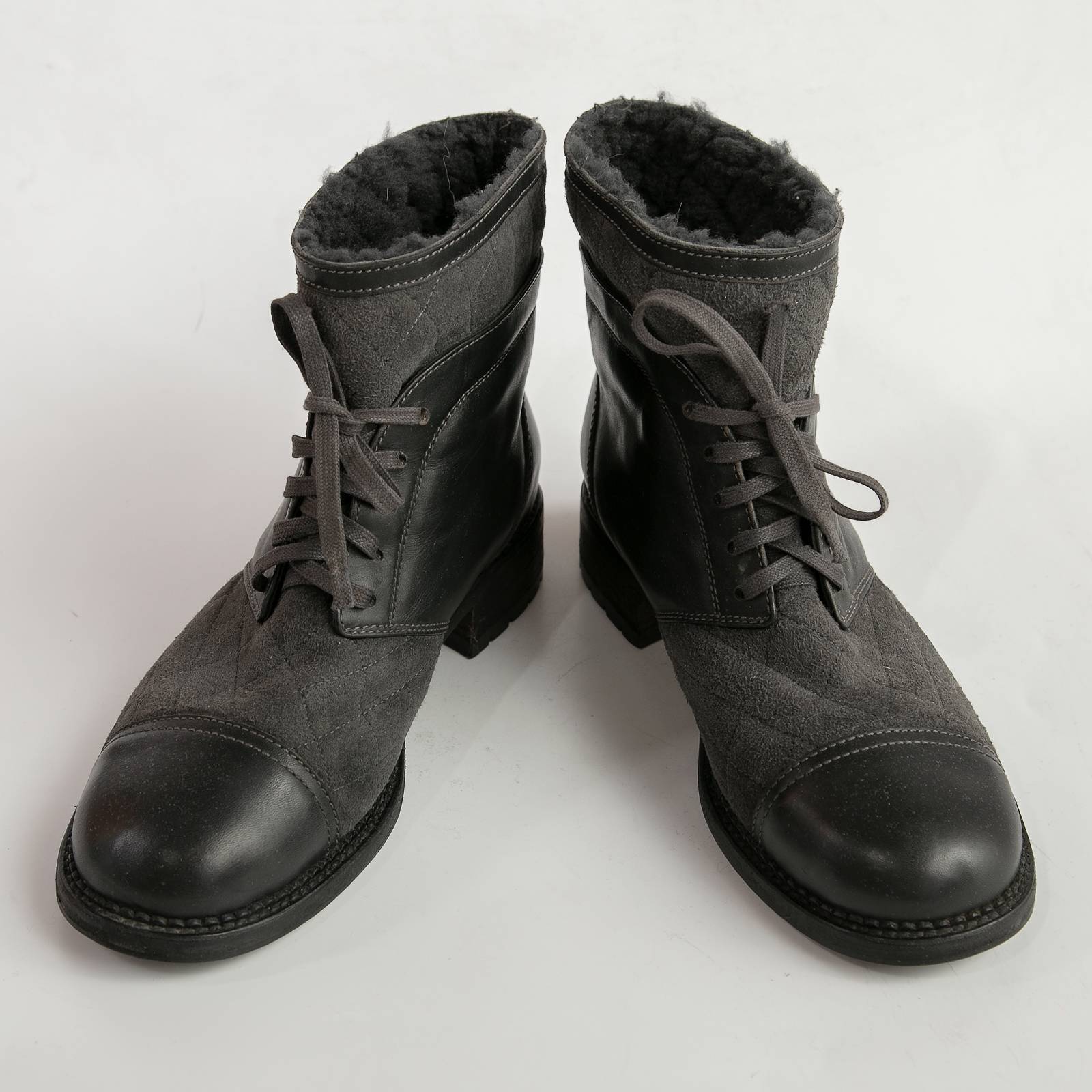 Ботинки Chanel - купить оригинал в секонд-хенде SFS - 2