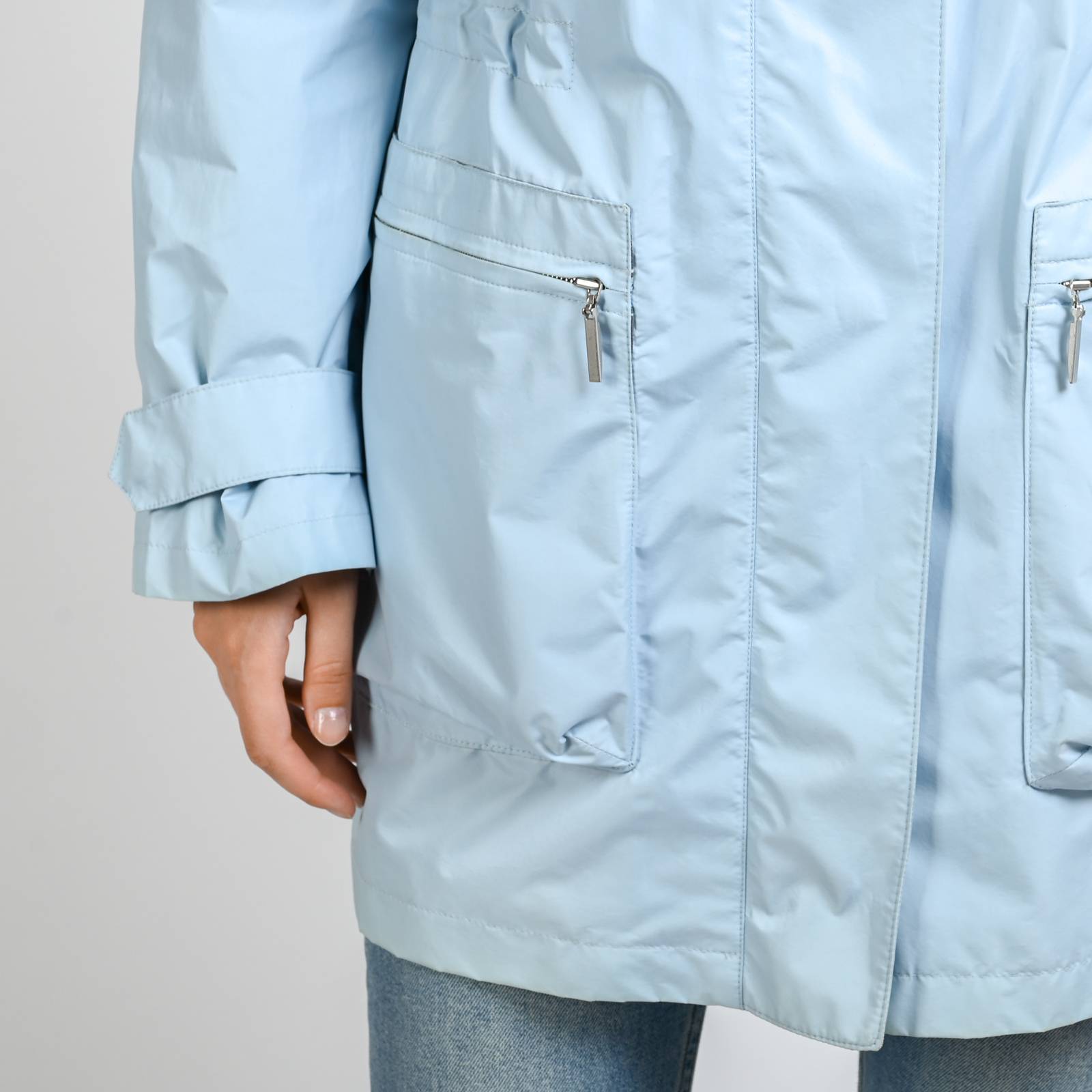 Легкая куртка Burberry - купить оригинал в секонд-хенде SFS