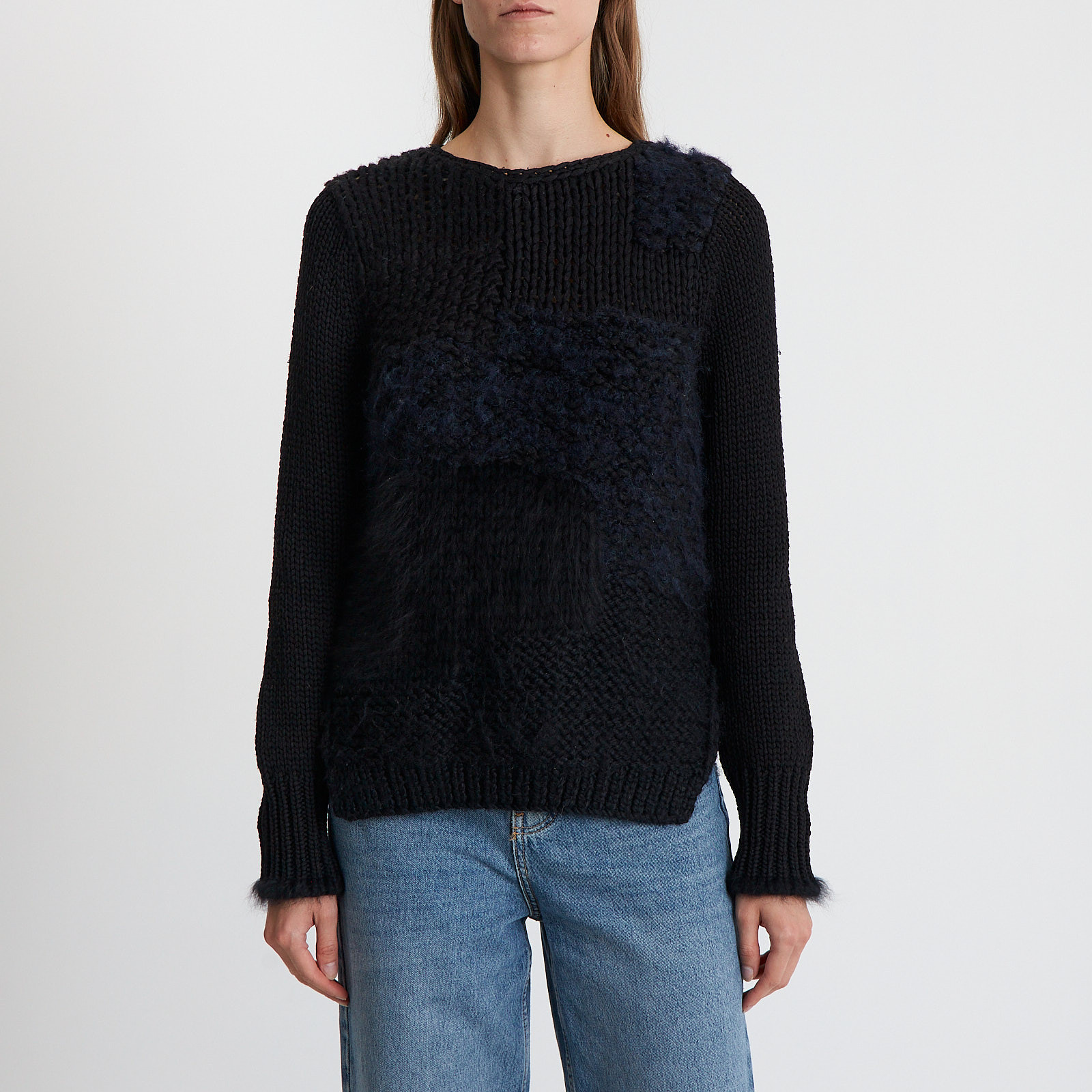 Свитер черного цвета Helmut Lang - фото из каталога магазина брендовой одежды Second Friend Store Свитер Helmut Lang - купить оригинал в секонд-хенде SFS - 1