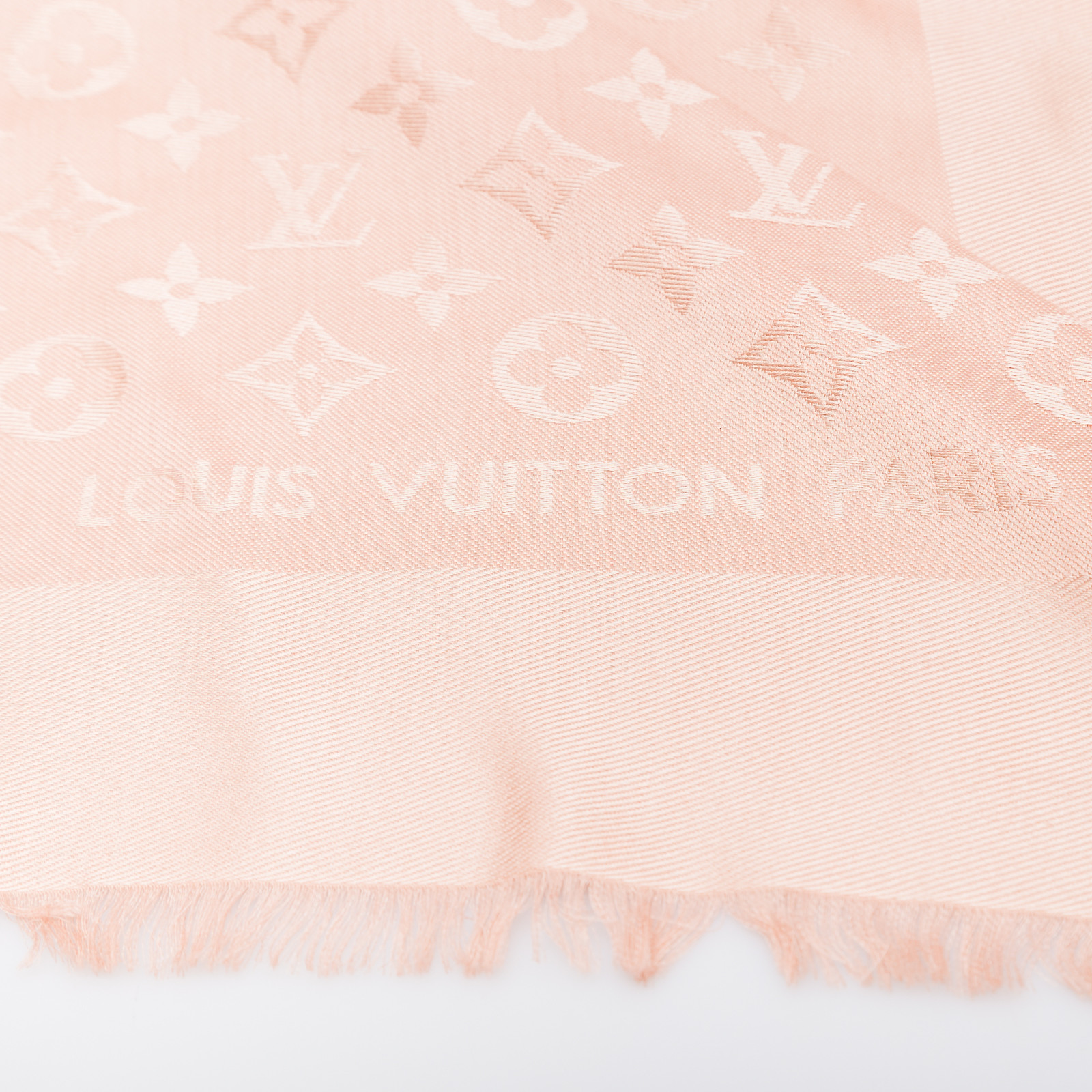 Шарф Louis Vuitton - купить оригинал в секонд-хенде SFS
