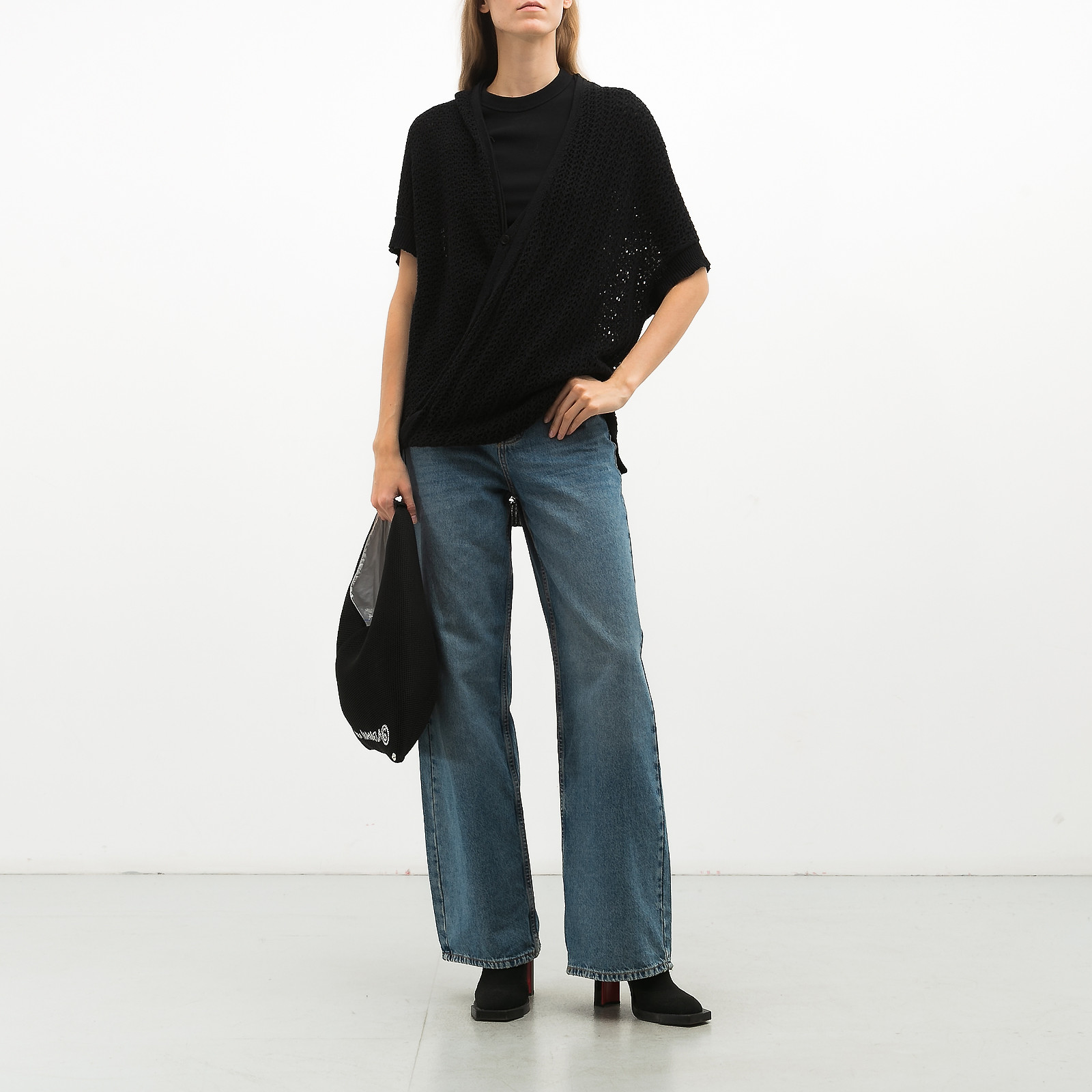 Кардиган черного цвета Yohji Yamamoto - фото из каталога магазина брендовой одежды Second Friend Store Кардиган Yohji Yamamoto - купить оригинал в секонд-хенде SFS - 3
