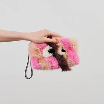 Клатч Anya Hindmarch