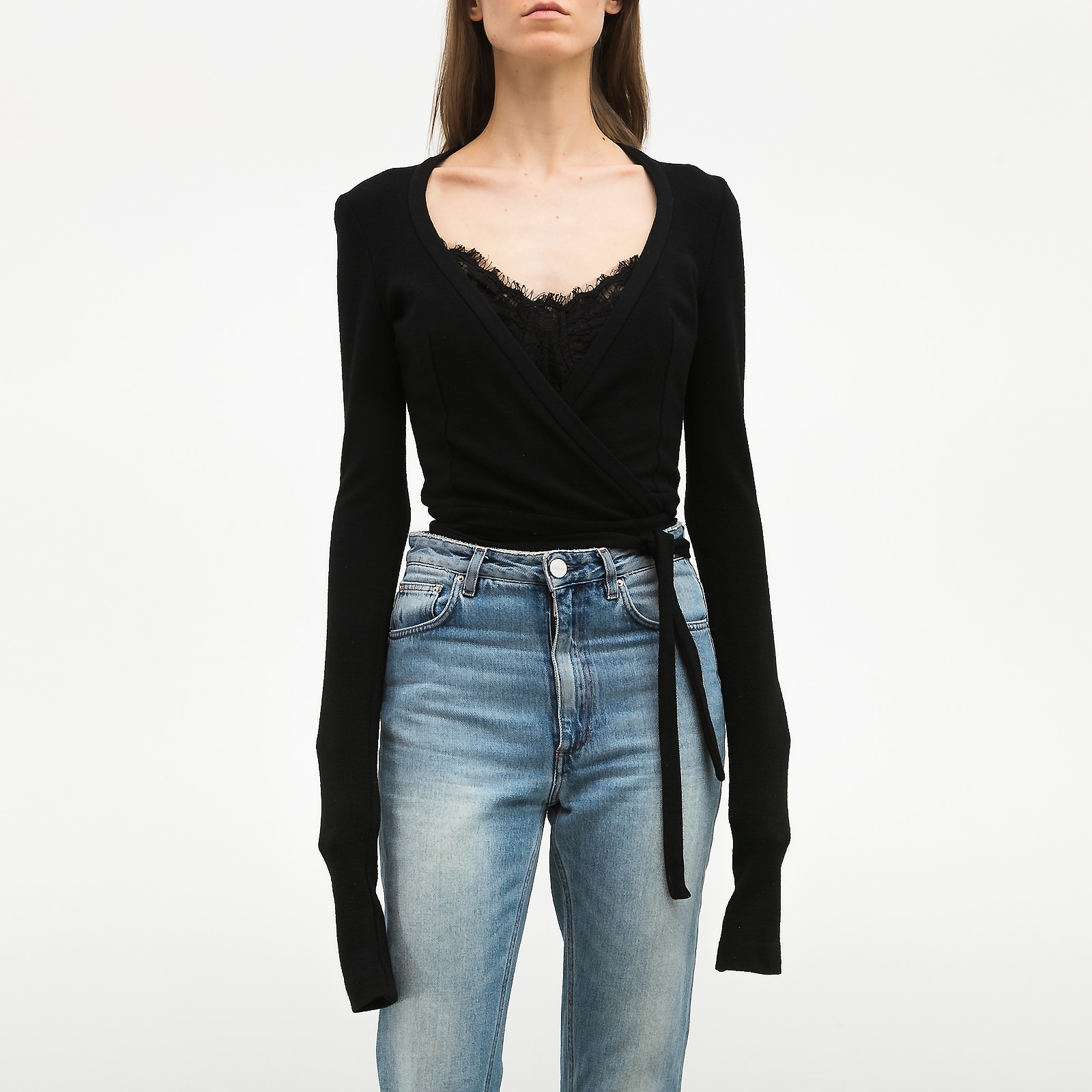 Кардиган черного цвета Dolce&Gabbana - фото из каталога магазина брендовой одежды Second Friend Store Кардиган Dolce&Gabbana - купить оригинал в секонд-хенде SFS - 1