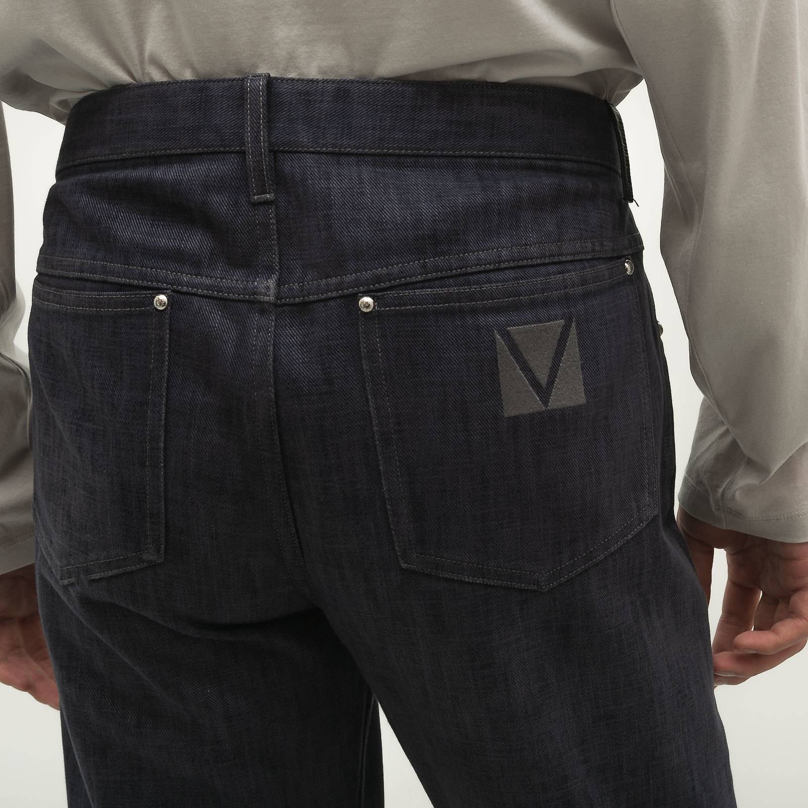 Джинсы Louis Vuitton - купить оригинал в секонд-хенде SFS