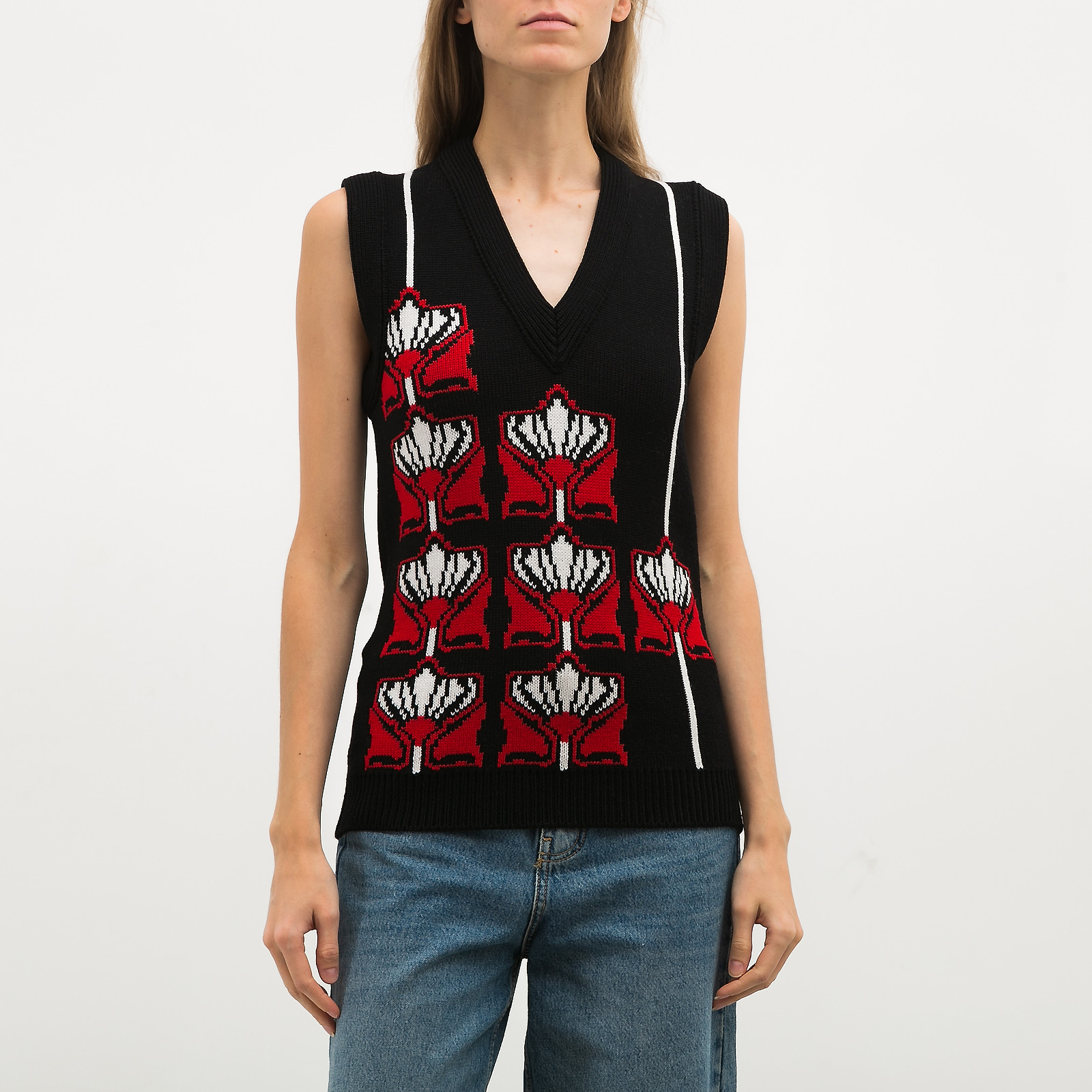 Жилет черного цвета Prada - фото из каталога магазина брендовой одежды Second Friend Store Жилет Prada - купить оригинал в секонд-хенде SFS - 1