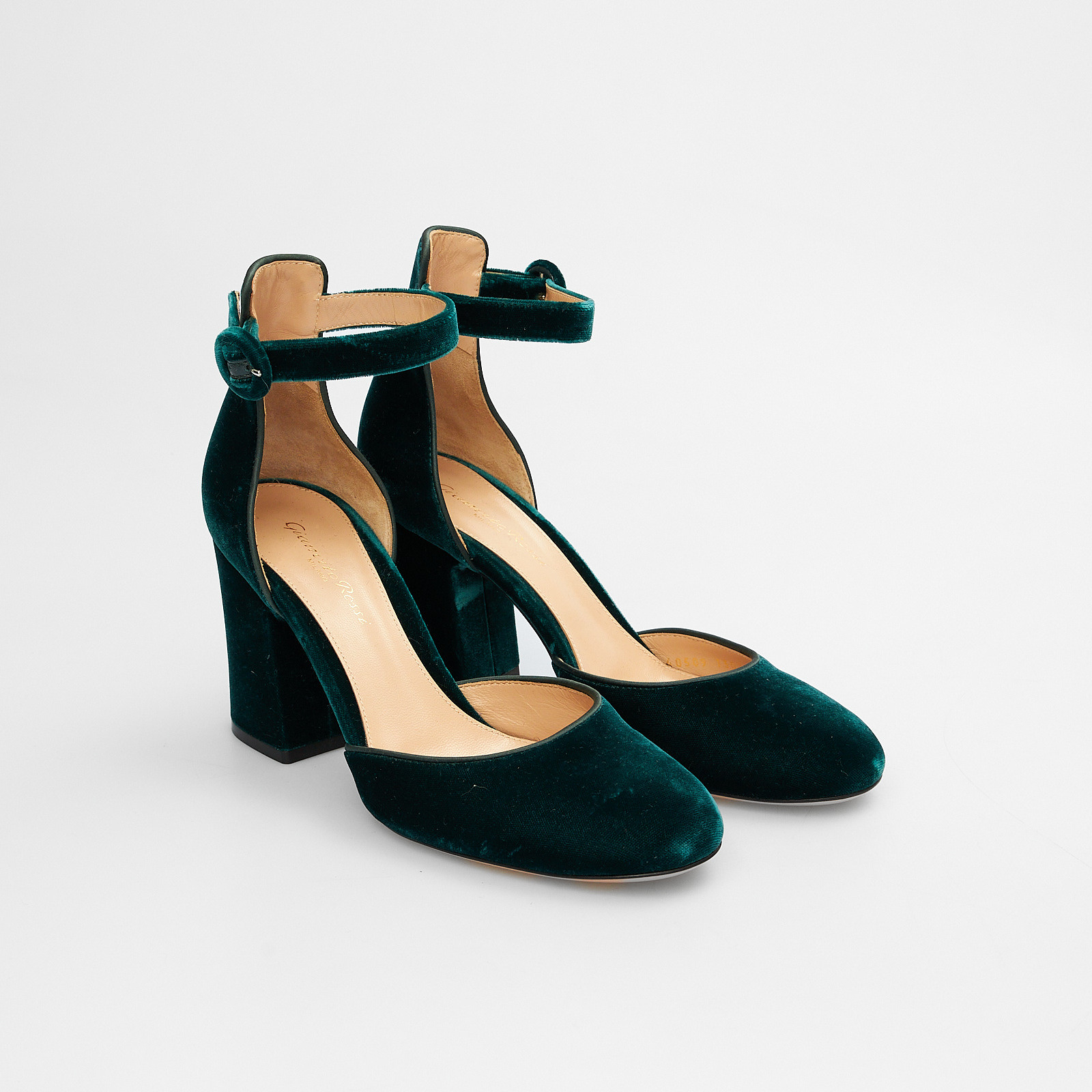 Босоножки зеленого цвета Gianvito Rossi - фото из каталога магазина брендовой одежды Second Friend Store Босоножки Gianvito Rossi - купить оригинал в секонд-хенде SFS - 2