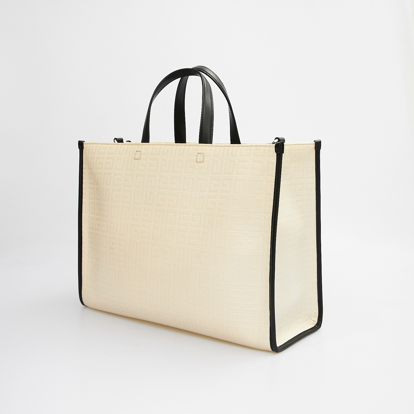 Сумка Givenchy - купить оригинал в секонд-хенде SFS - 3