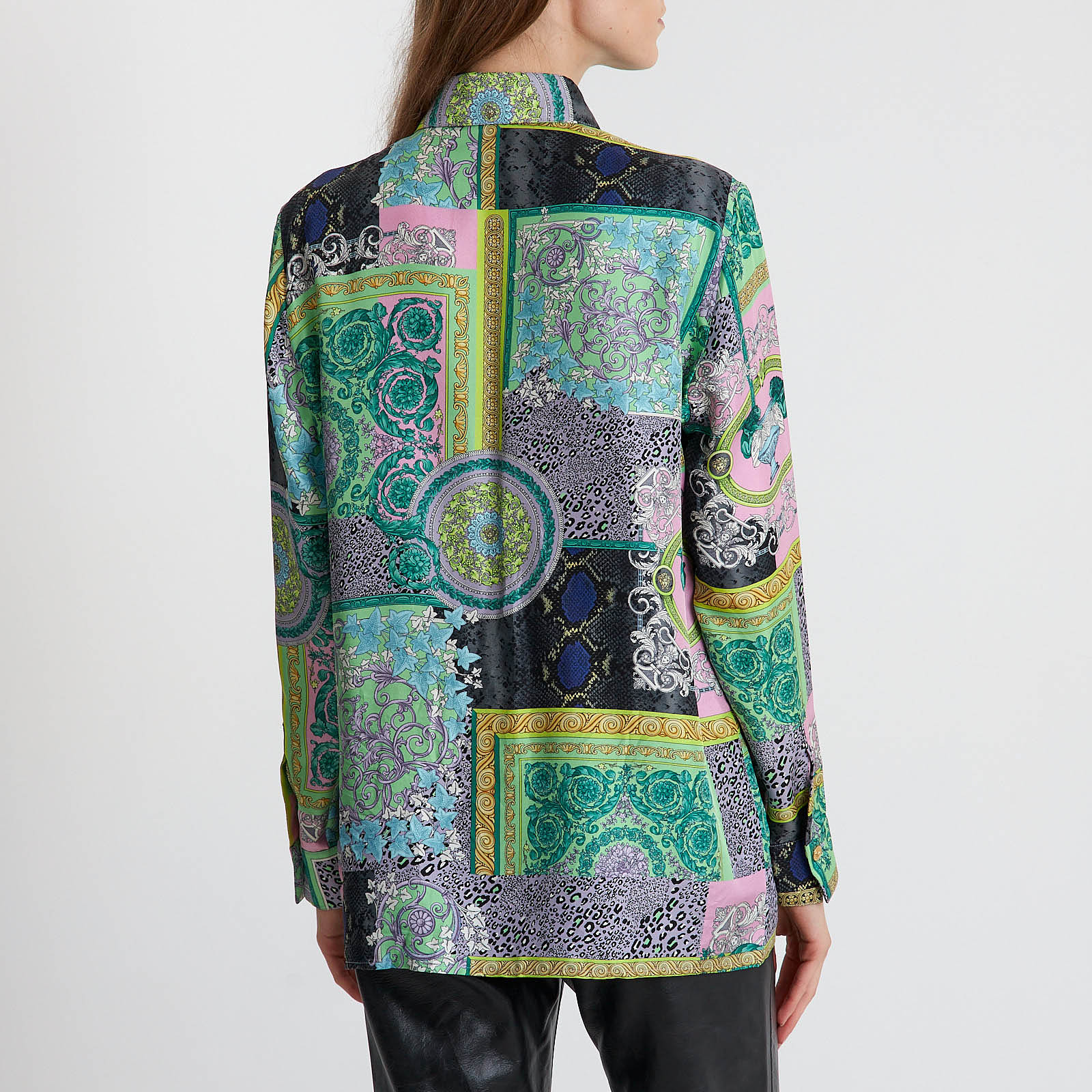 Блуза зеленого цвета Versace - фото из каталога магазина брендовой одежды Second Friend Store Блуза Versace - купить оригинал в секонд-хенде SFS - 3