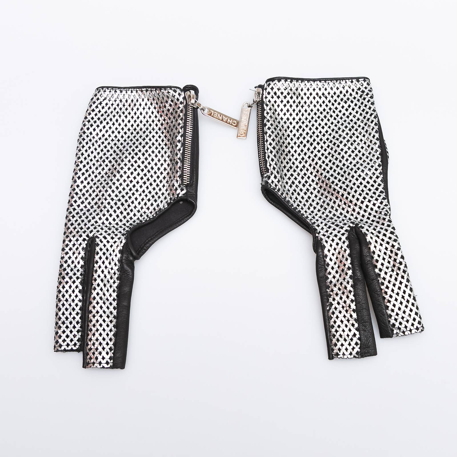 Перчатки Chanel - купить оригинал в секонд-хенде SFS - 2
