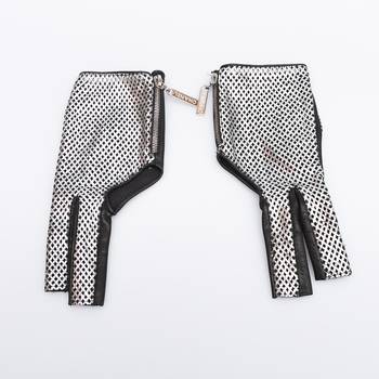 Перчатки Chanel