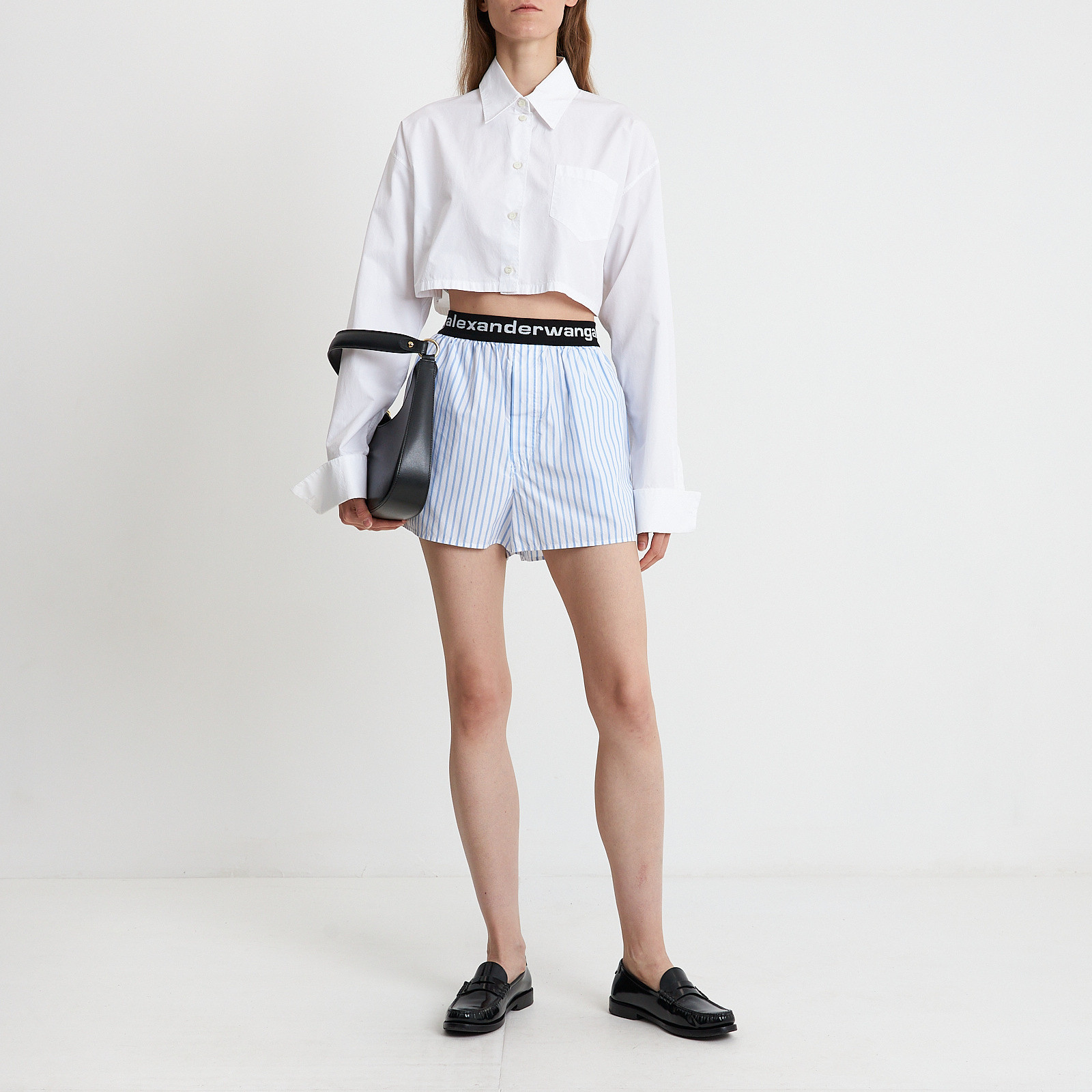Шорты  голубого цвета Alexander Wang - фото из каталога магазина брендовой одежды Second Friend Store Шорты Alexander Wang - купить оригинал в секонд-хенде SFS - 2