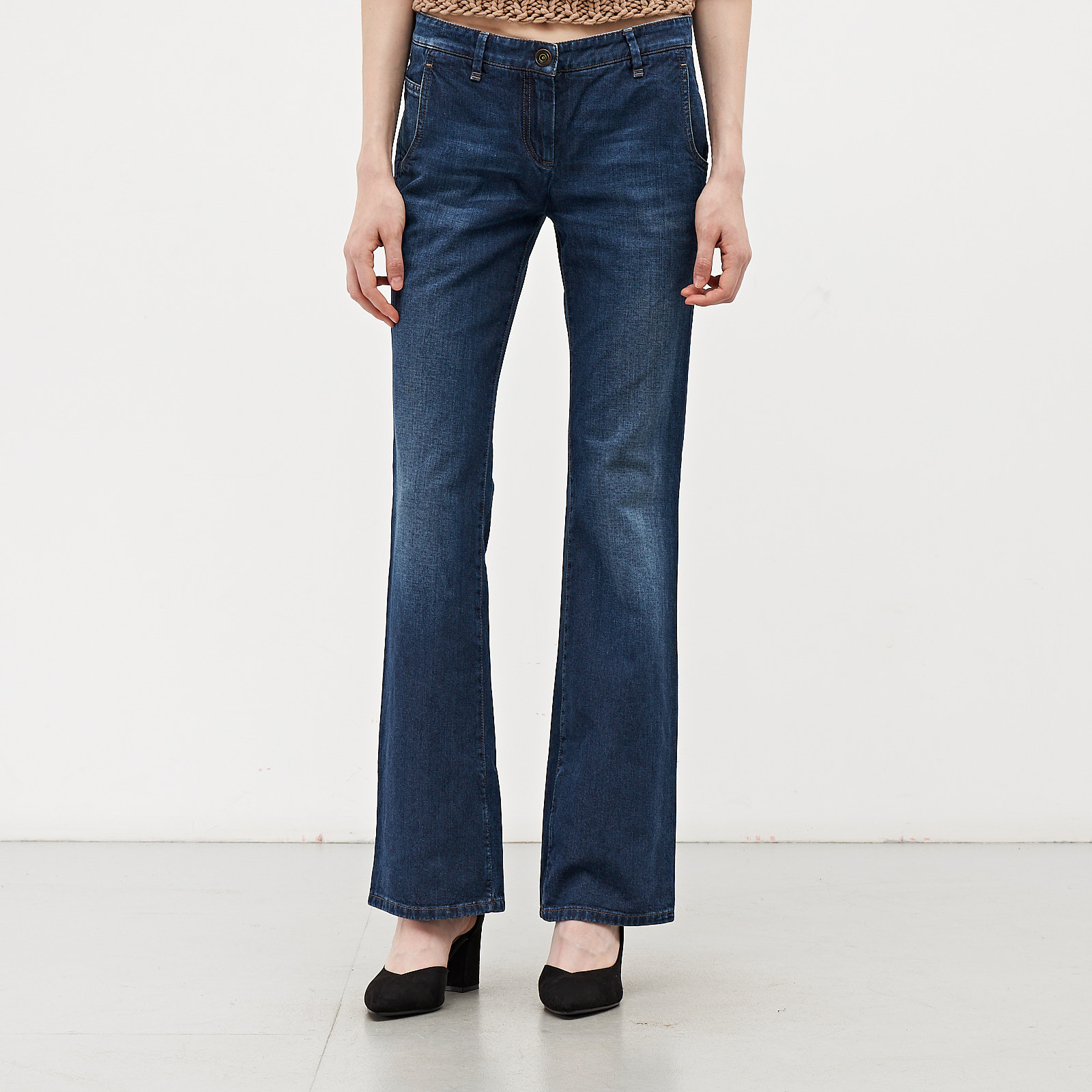 Джинсы синего цвета Brunello Cucinelli - фото из каталога магазина брендовой одежды Second Friend Store Джинсы Brunello Cucinelli - купить оригинал в секонд-хенде SFS - 1